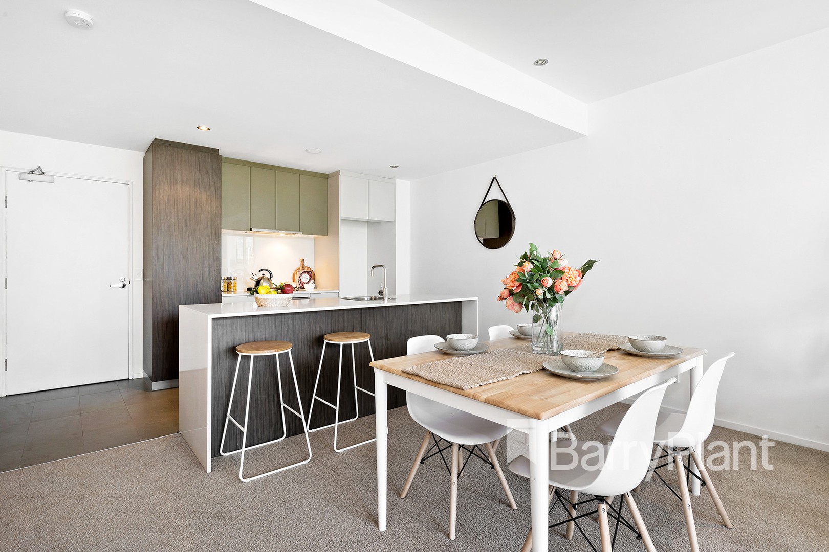 807/1 Encounter Way, DOCKLANDS, 3008, Docklands - Thumbnail 3