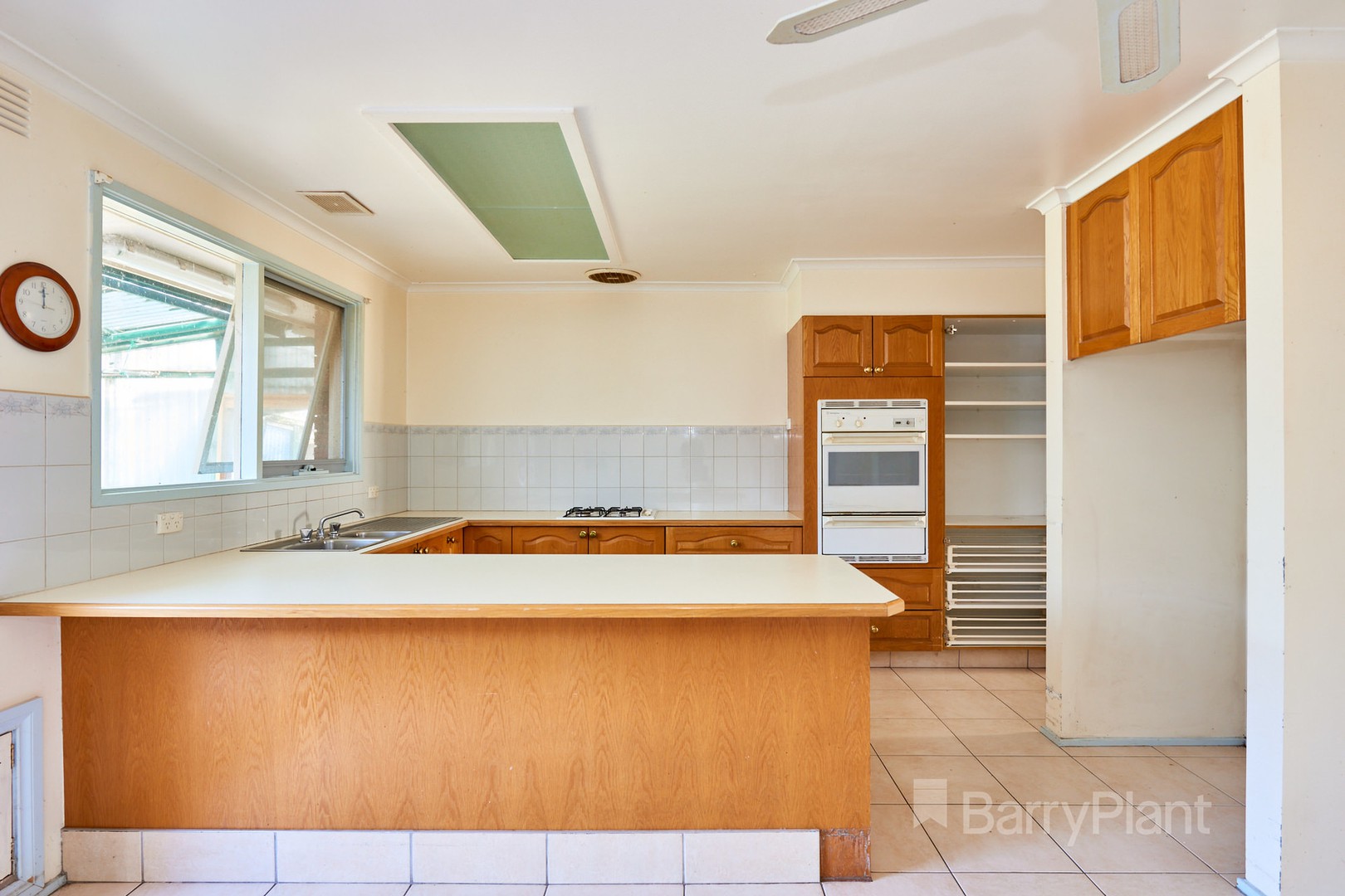 7 Valerie CourtHampton Park, VIC 3976, Hampton Park - Thumbnail 3