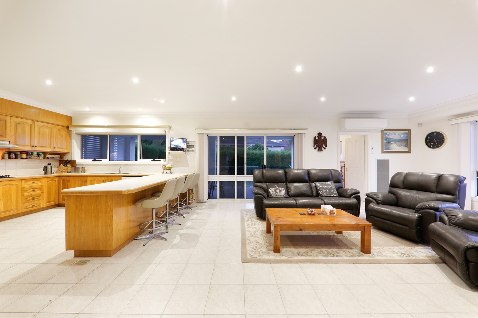 11 Narrabri CourtWheelers Hill, VIC 3150, Wheelers Hill - Thumbnail 7