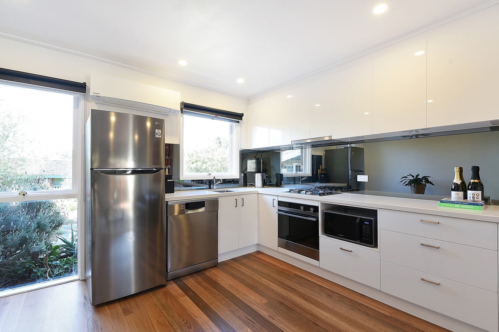 4/42 Rennison StreetParkdale, VIC 3195, Parkdale - Thumbnail 2