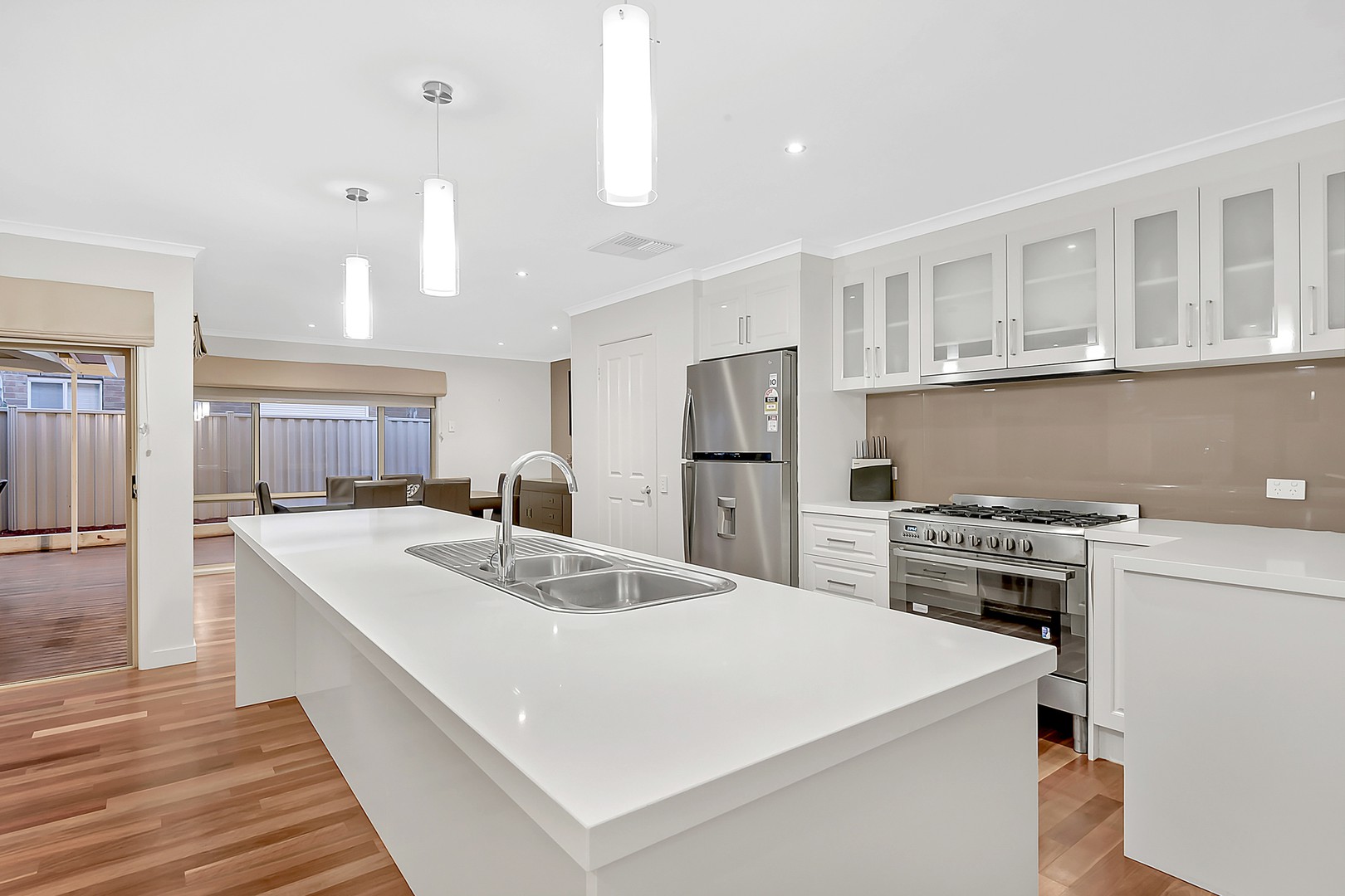 13 Golfview DriveCraigieburn, VIC 3064, Craigieburn - Thumbnail 3