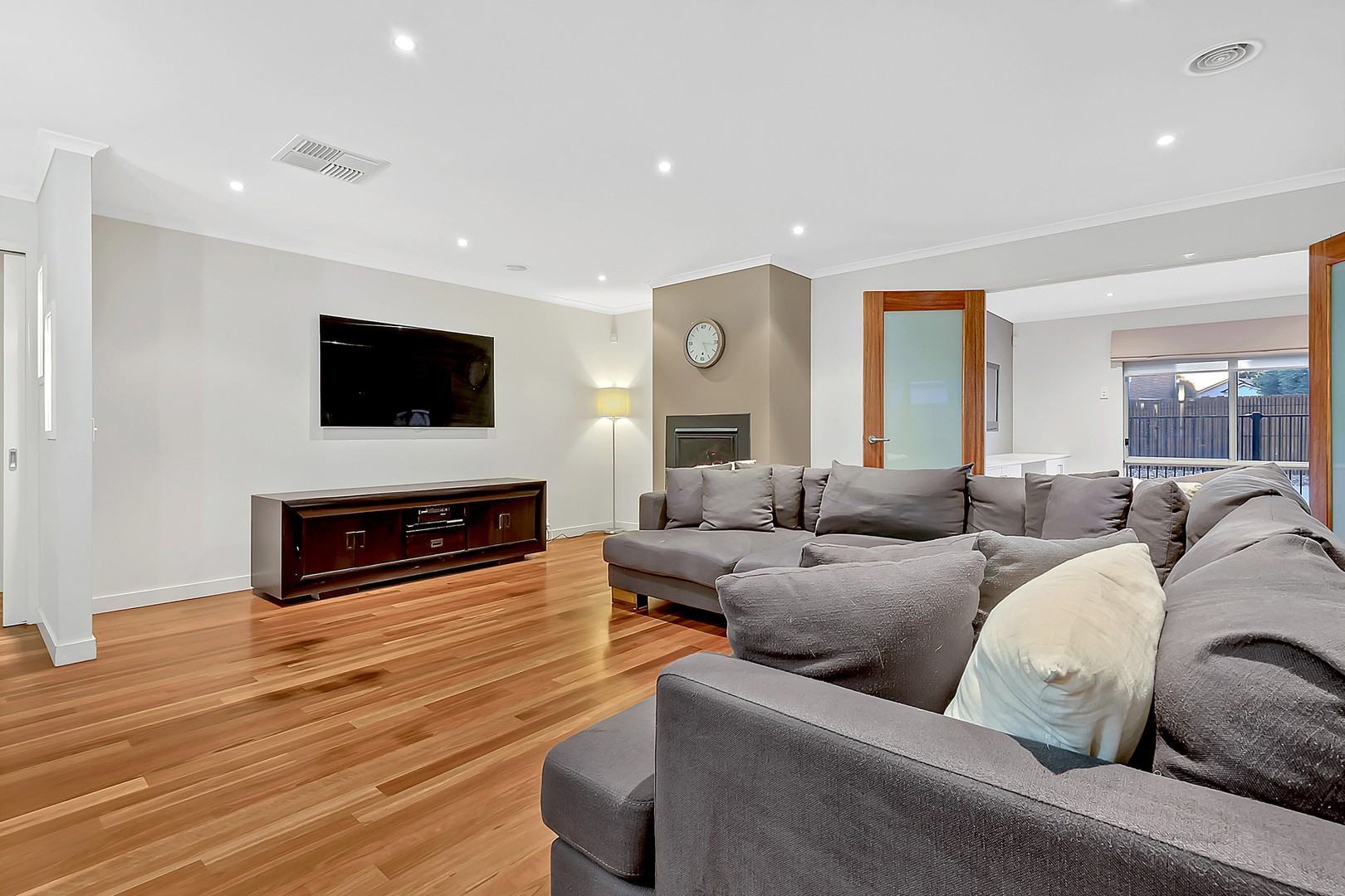 13 Golfview DriveCraigieburn, VIC 3064, Craigieburn - Thumbnail 5