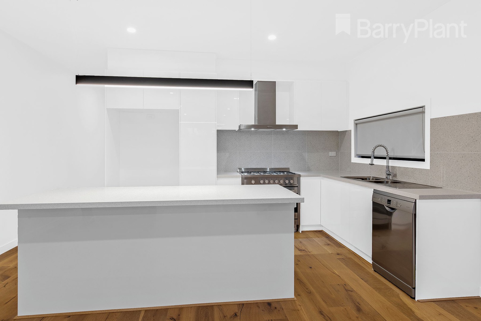 2/80 Lee StreetDeer Park, VIC 3023, Deer Park - Thumbnail 2