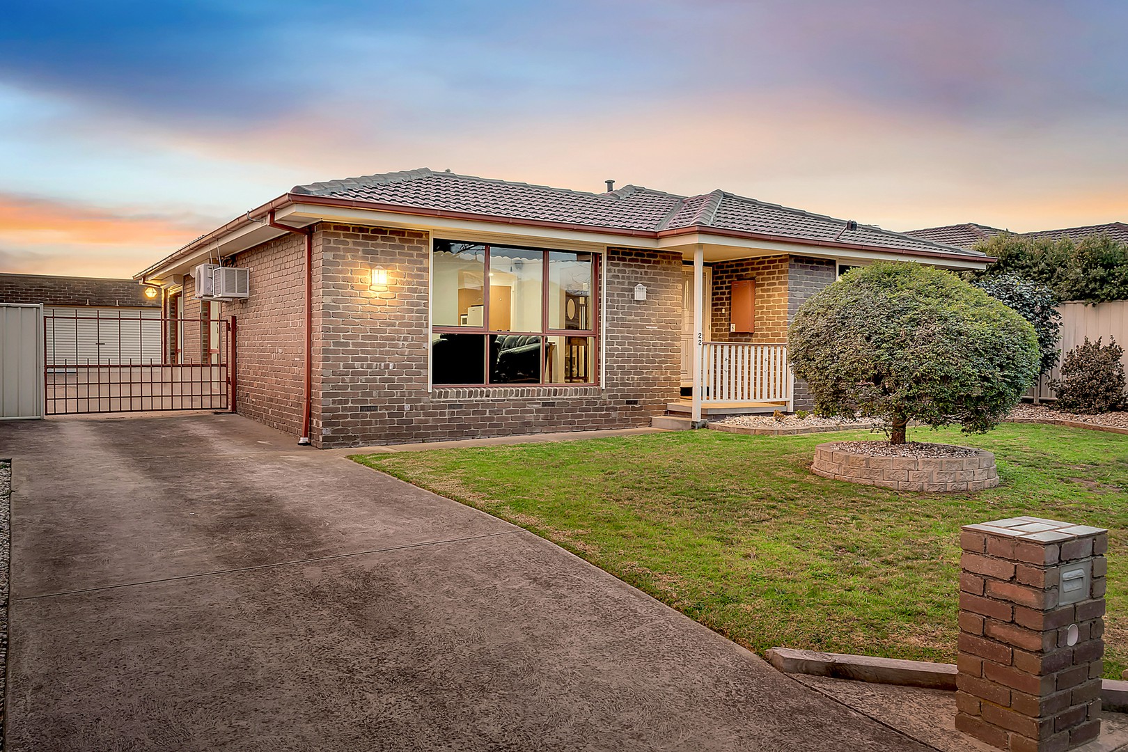 22 Bainbridge CloseCraigieburn, VIC 3064, Craigieburn - Thumbnail 2