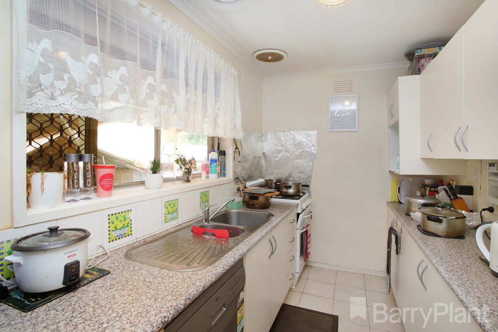 64 Learmonth CrescentSunshine West, VIC 3020, Sunshine West - Thumbnail 5