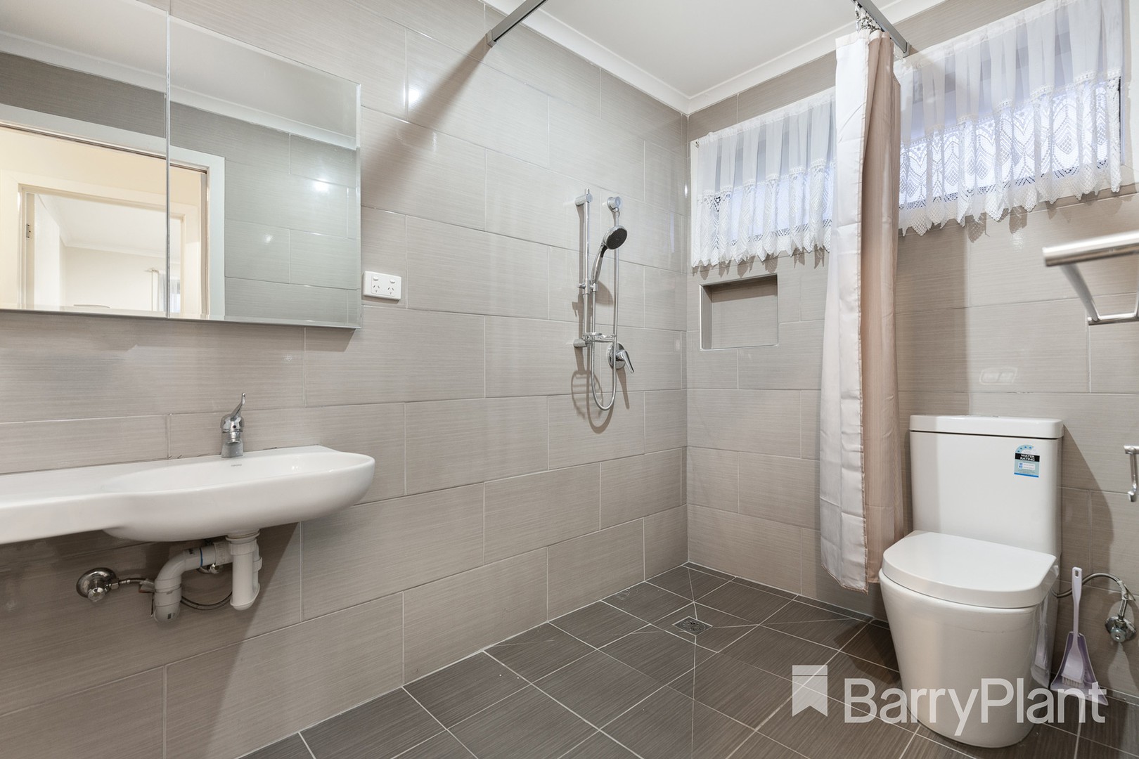 2 Luanda StreetKeysborough, VIC 3173, Keysborough - Thumbnail 8