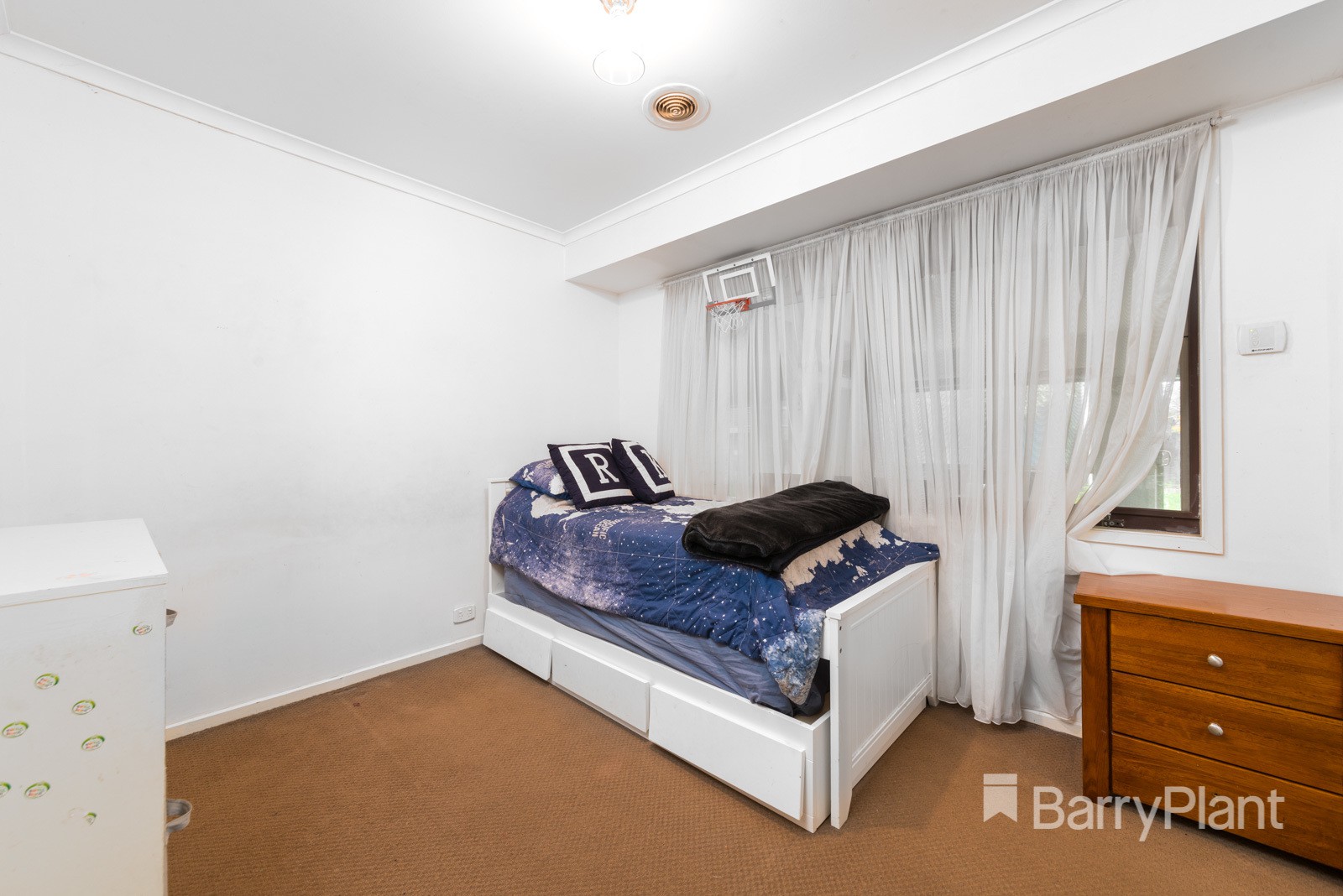 18 Lightwood CrescentMeadow Heights, VIC 3048, Meadow Heights - Thumbnail 8