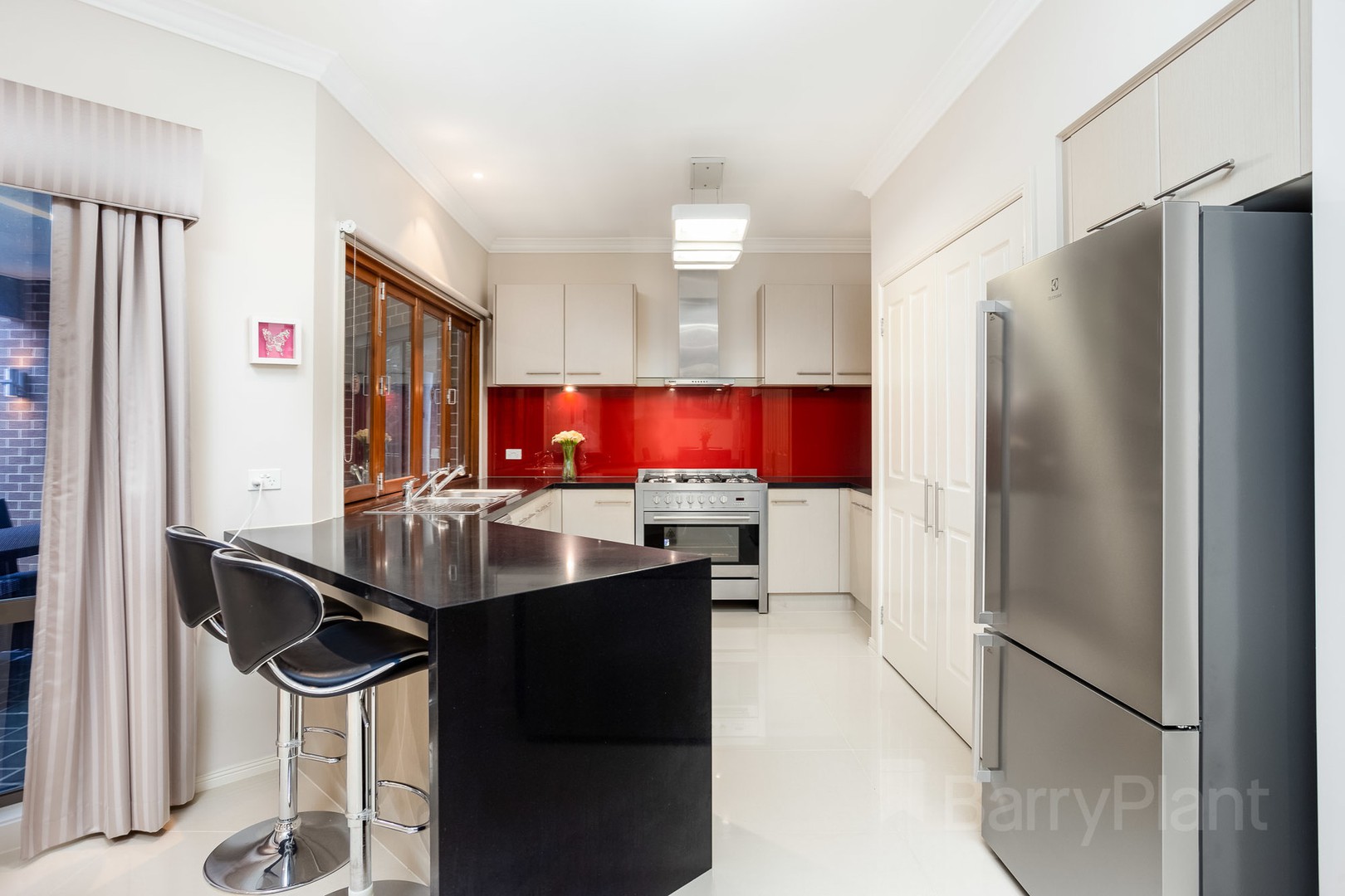 8 Truscott GrovePoint Cook, VIC 3030, Point Cook - Thumbnail 2