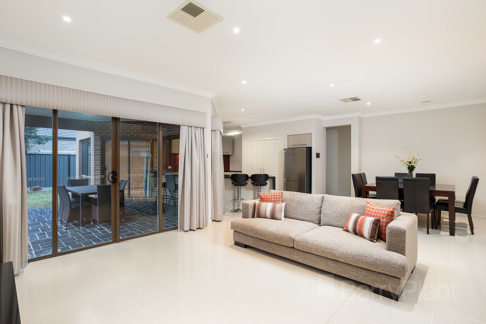 8 Truscott GrovePoint Cook, VIC 3030, Point Cook - Thumbnail 6