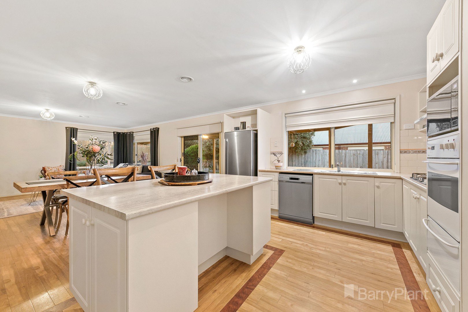 8 Lomandra CourtNarre Warren South, VIC 3805, Narre Warren South - Thumbnail 4