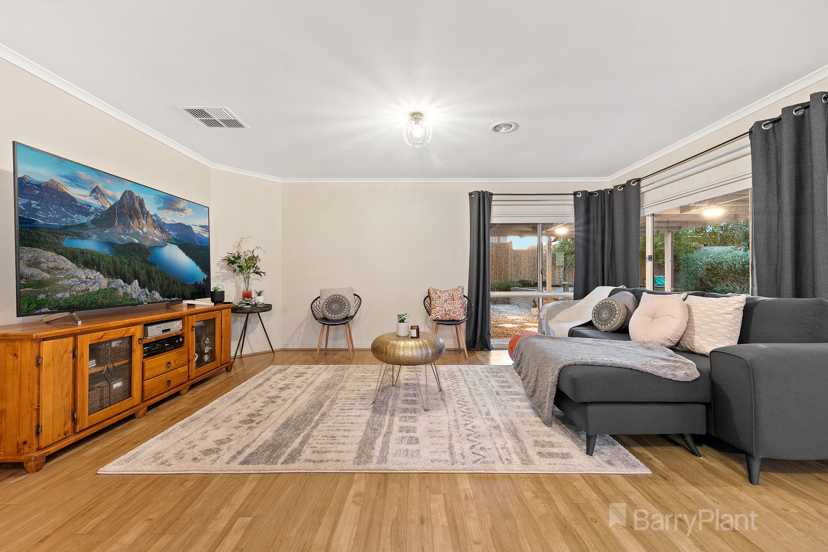 8 Lomandra CourtNarre Warren South, VIC 3805, Narre Warren South - Thumbnail 6