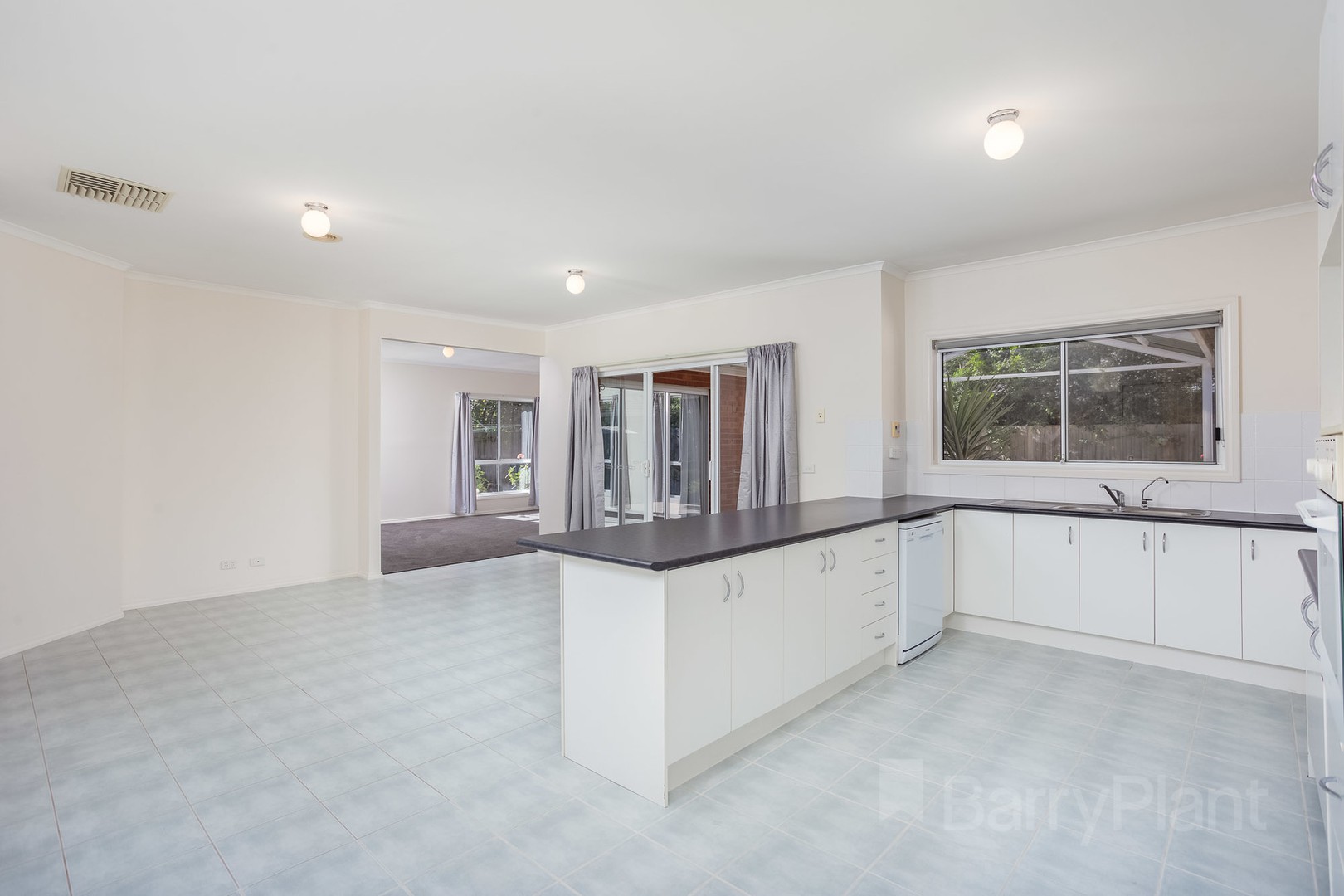 1 Montrose CourtPoint Cook, VIC 3030, Point Cook - Thumbnail 7
