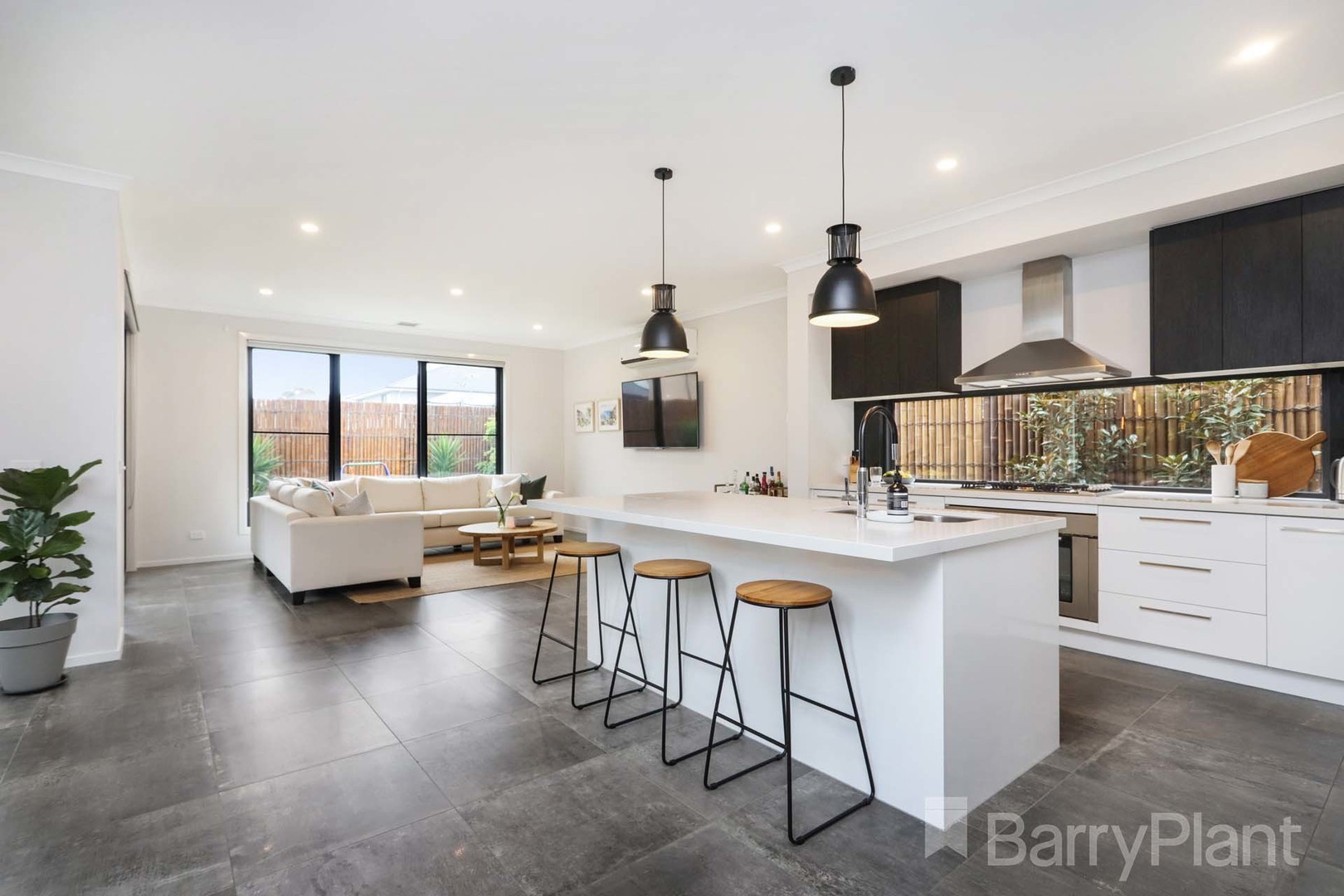 15 Greenhaven DriveGreenvale, VIC 3059, Greenvale - Thumbnail 7