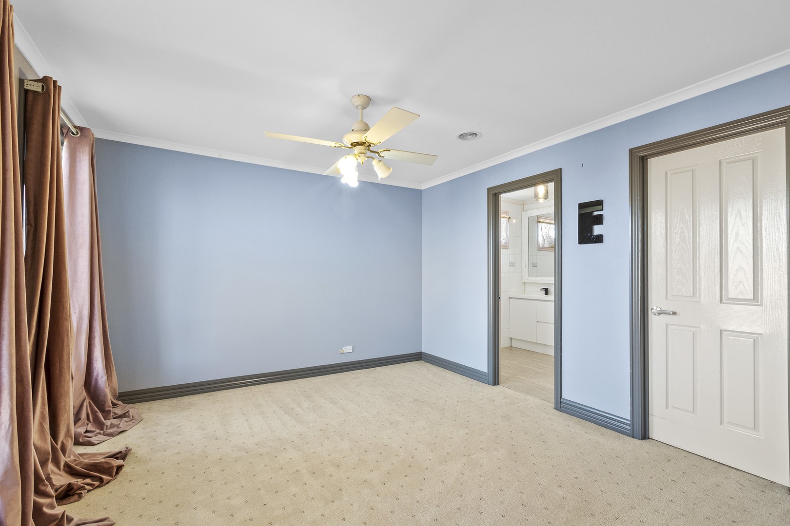 33 Grandview CrescentHillside, VIC 3037, Hillside - Thumbnail 5
