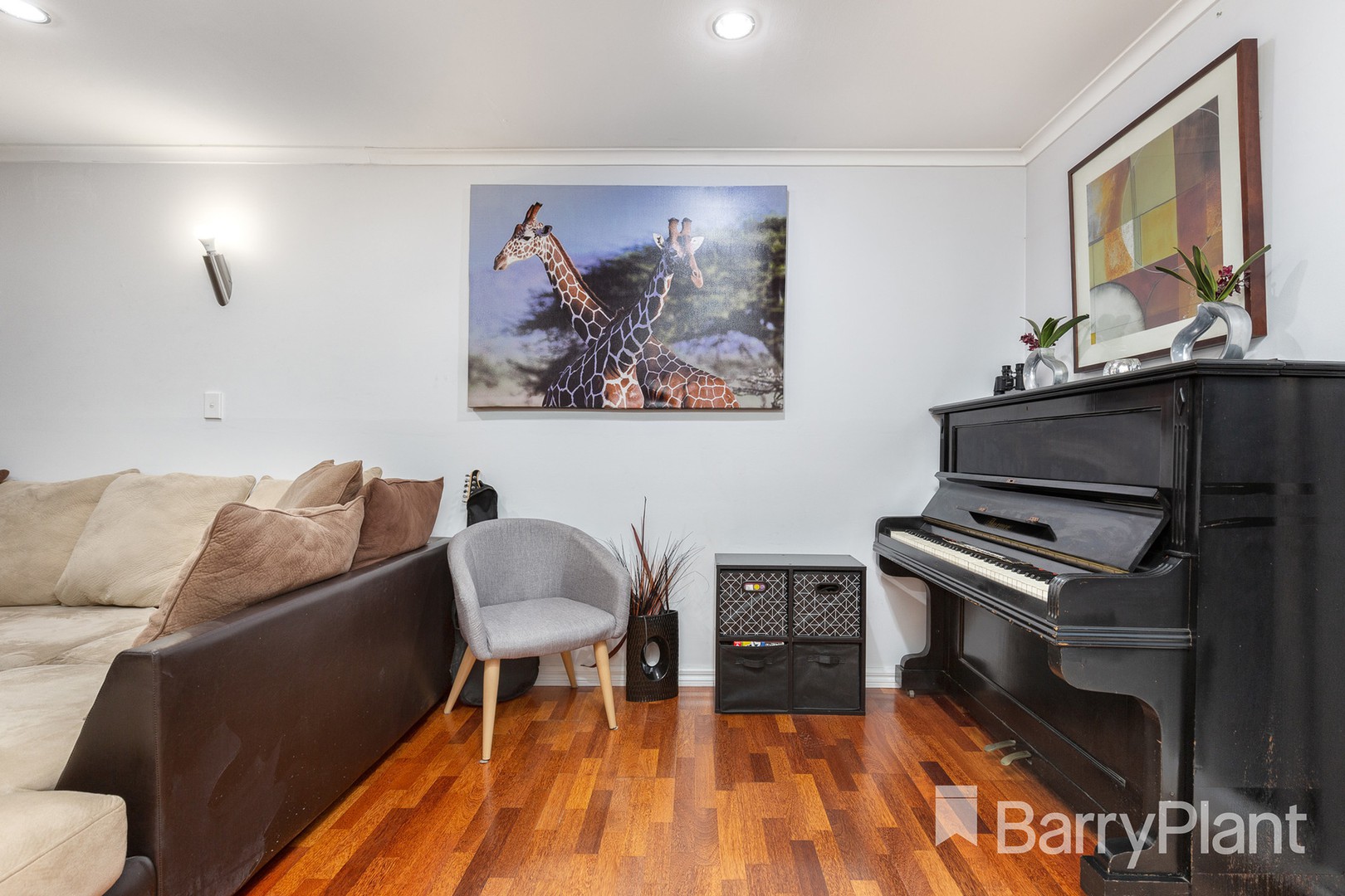 16 Jennifer StreetNoble Park North, VIC 3174, Noble Park North - Thumbnail 2
