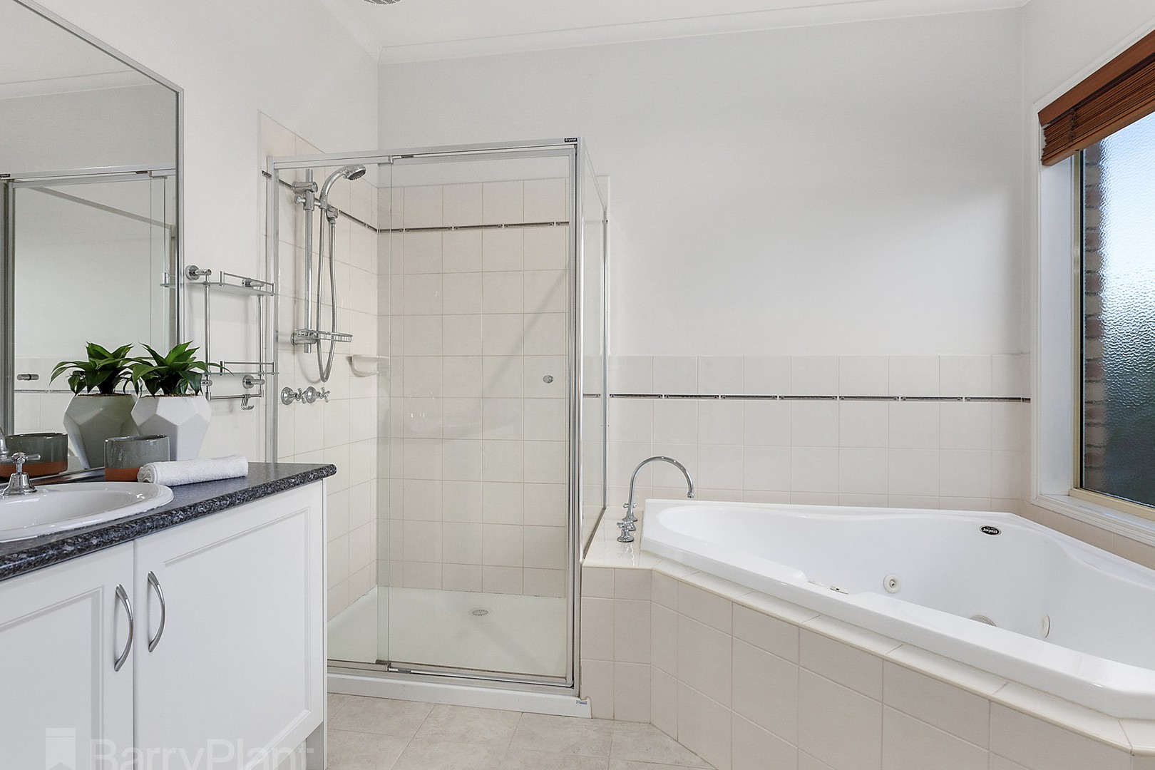 59 Lancaster DrivePoint Cook, VIC 3030, Point Cook - Thumbnail 4