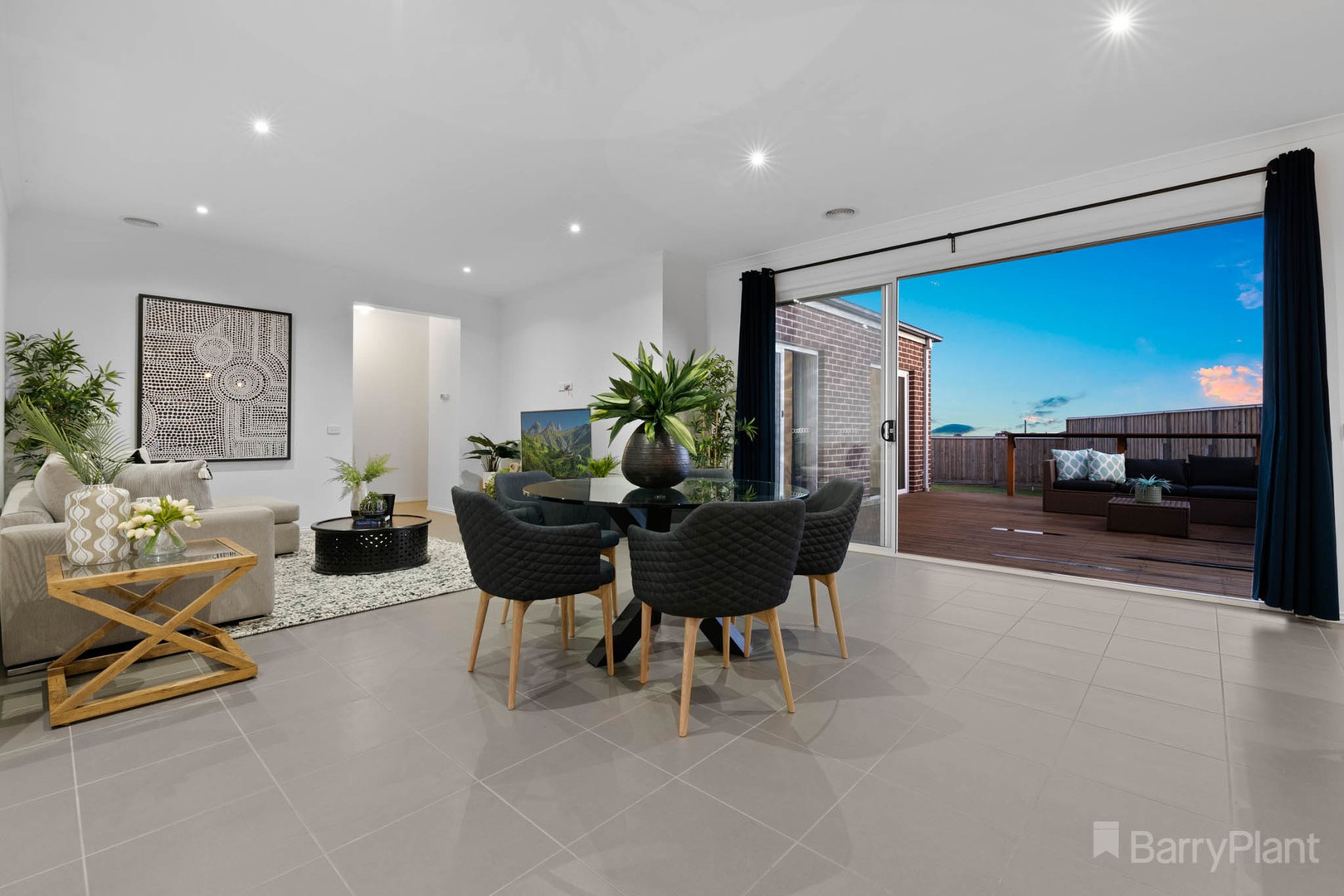 15 Sunset CrescentPakenham, VIC 3810, Pakenham - Thumbnail 7