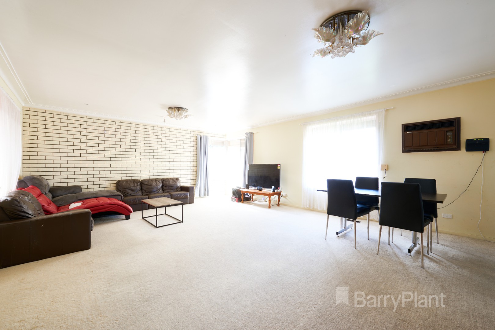 16 Leopold Avenue, Springvale South, VIC 3172 - Thumbnail 2 - 28/05/2020