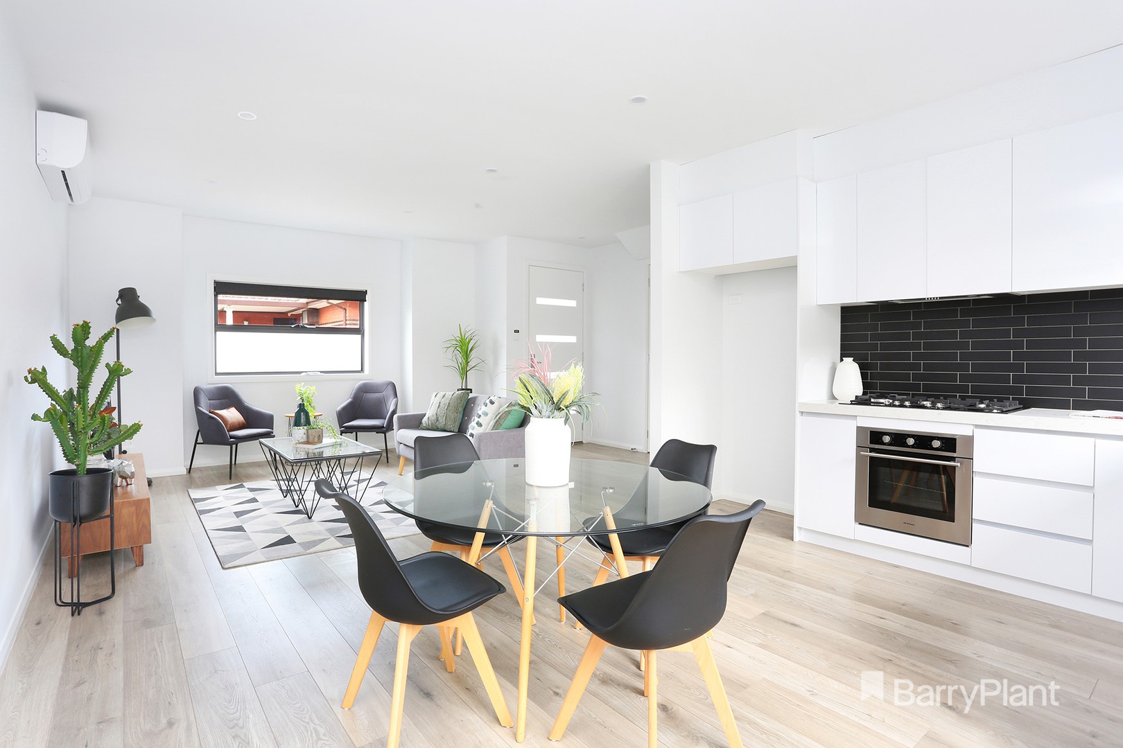 2/6 Epping StreetHadfield, VIC 3046, Hadfield - Thumbnail 3