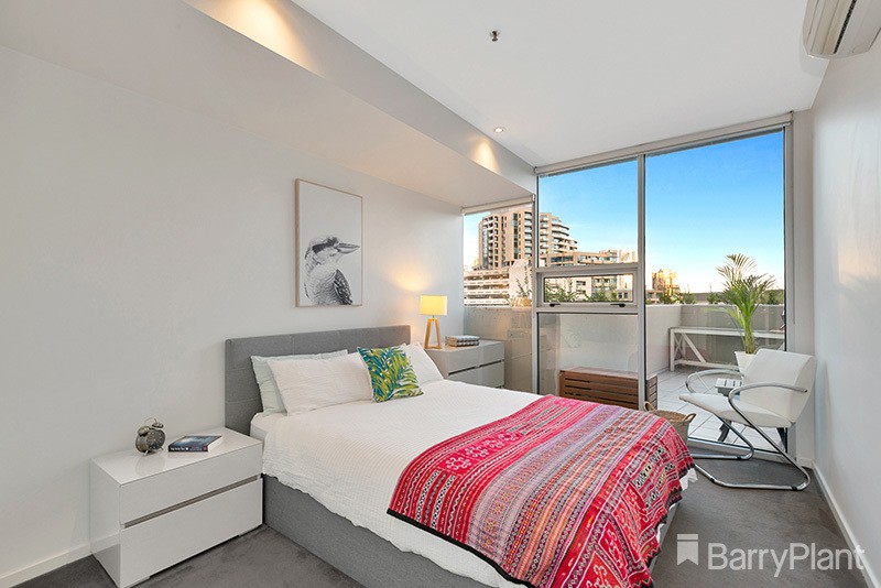 504/8 McCrae StreetDocklands, VIC 3008, Docklands - Thumbnail 6