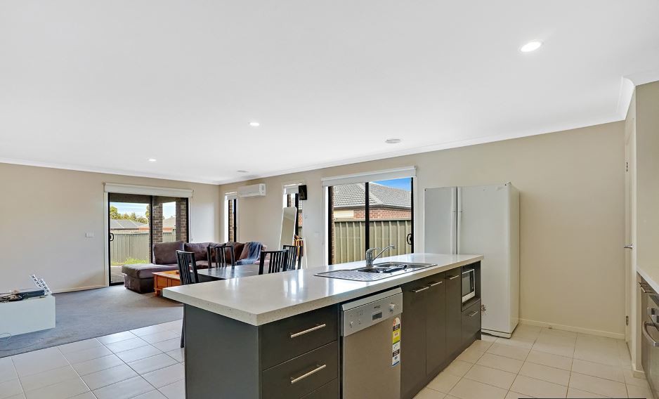 61 Federal DriveWyndham Vale, VIC 3024, Wyndham Vale - Thumbnail 3