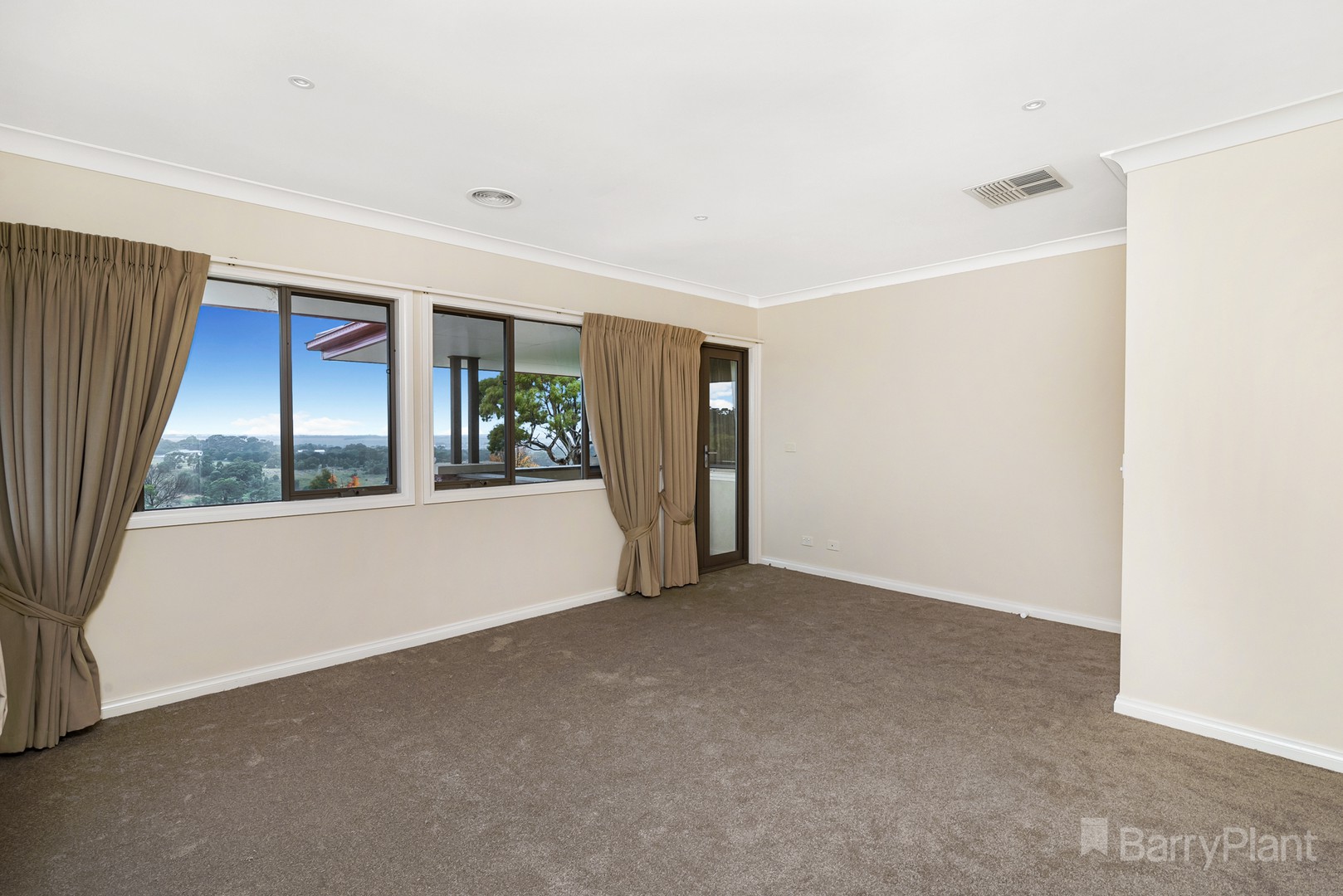 51 Bundanoon AveSunbury, VIC 3429, Sunbury - Thumbnail 5