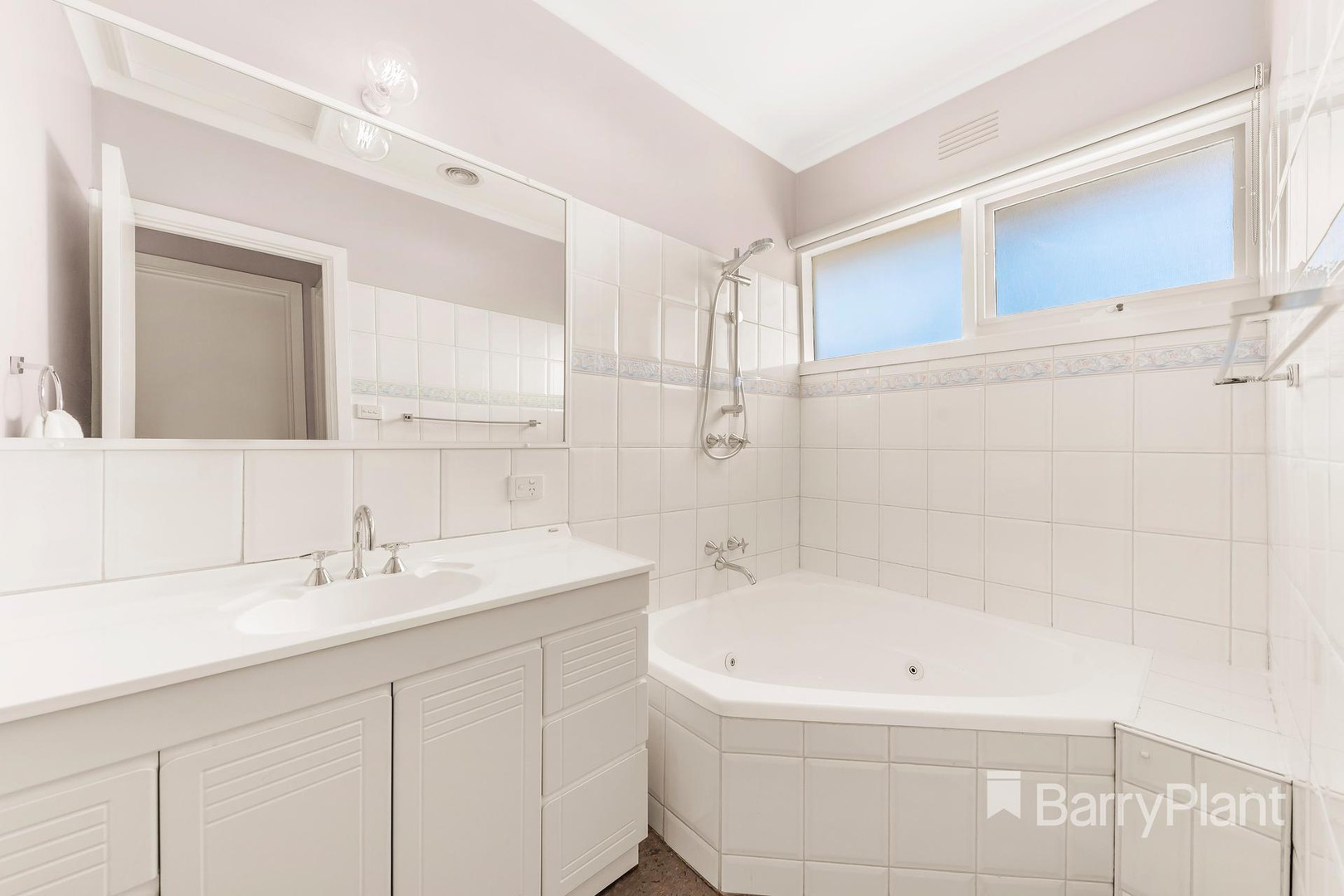 124 Macorna StreetWatsonia North, VIC 3087, Watsonia North - Thumbnail 7