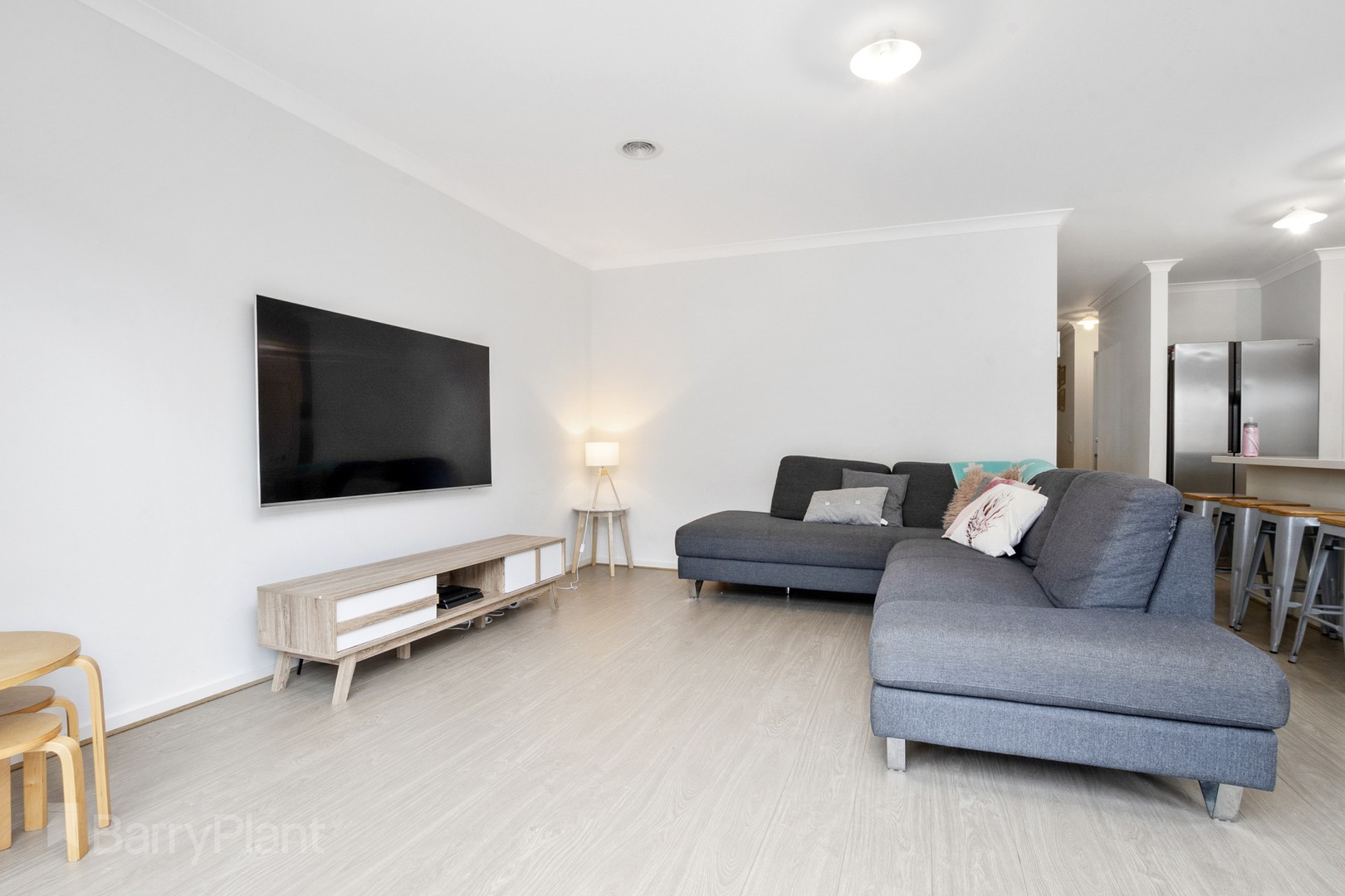 10 Bennerson StreetPoint Cook, VIC 3030, Sunshine Beach - Thumbnail 8