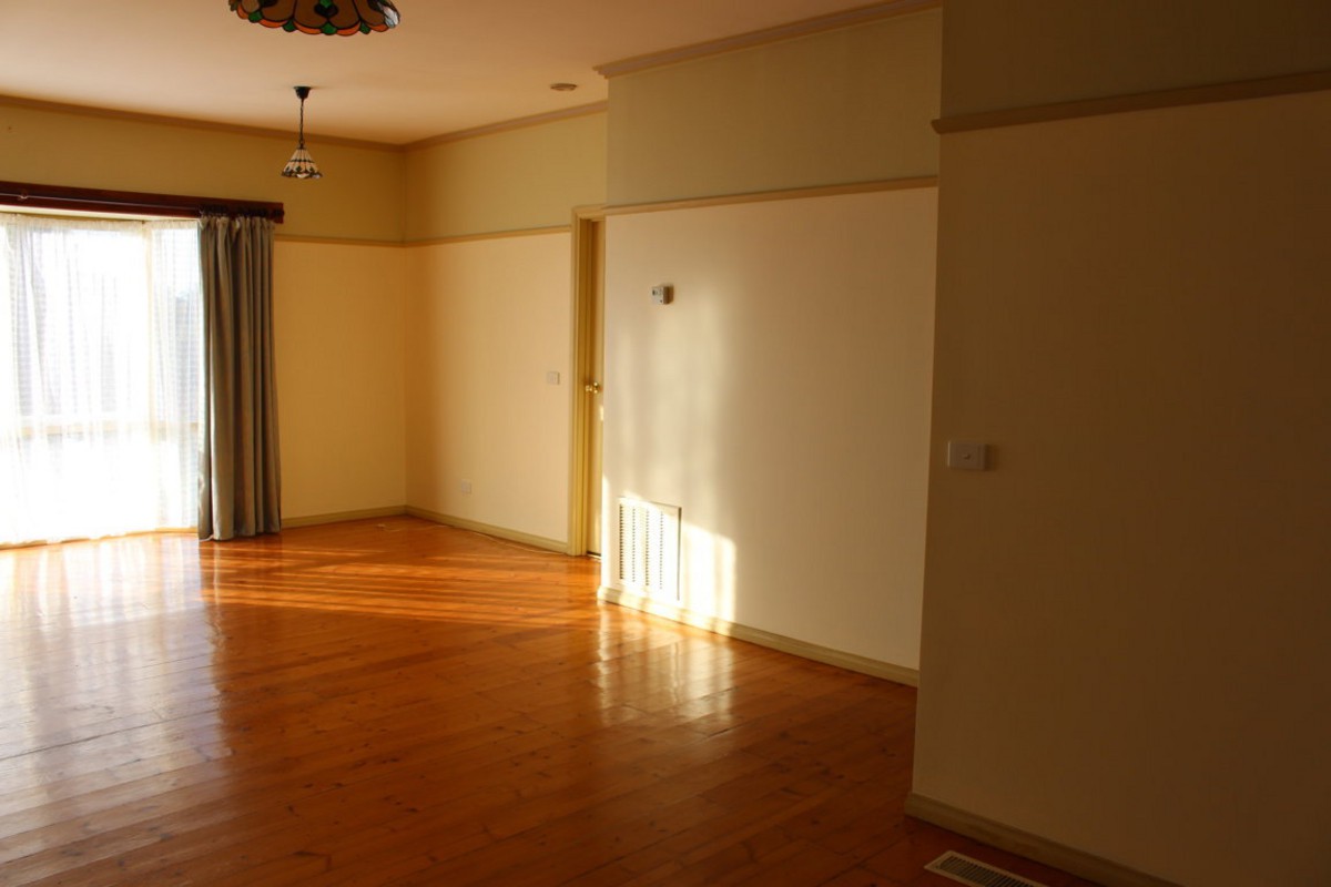 20 Berrys Road, Emerald, VIC 3782 - Thumbnail 2 - 03/06/2020