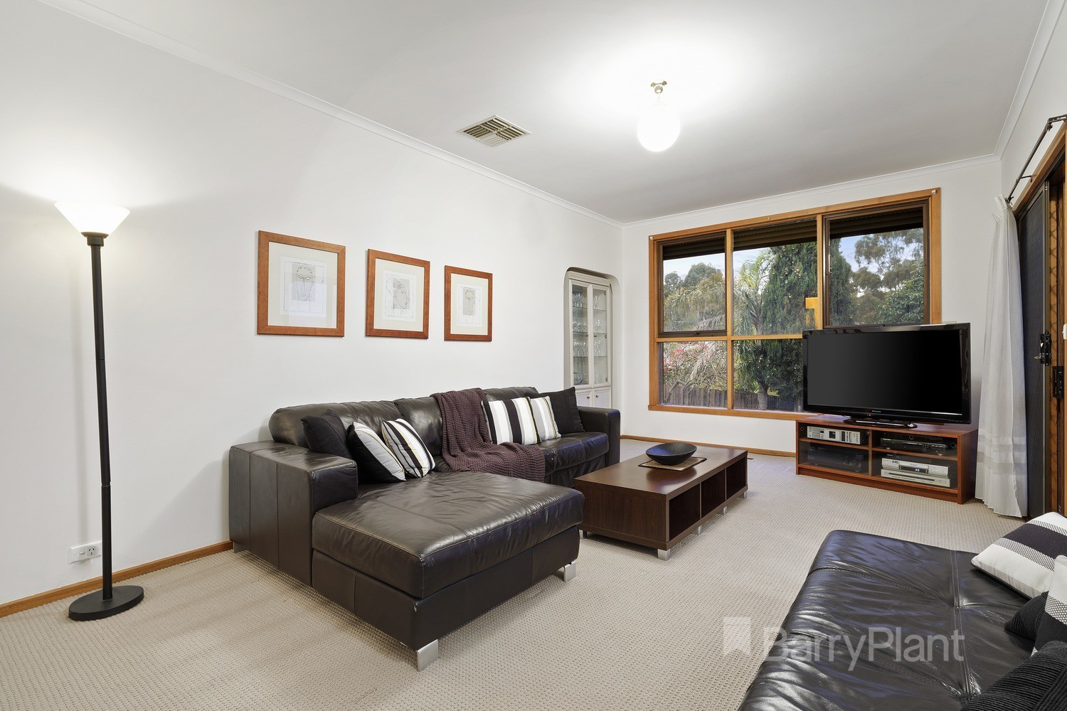 12 Stonehaven CourtWatsonia North, VIC 3087, Watsonia North - Thumbnail 6