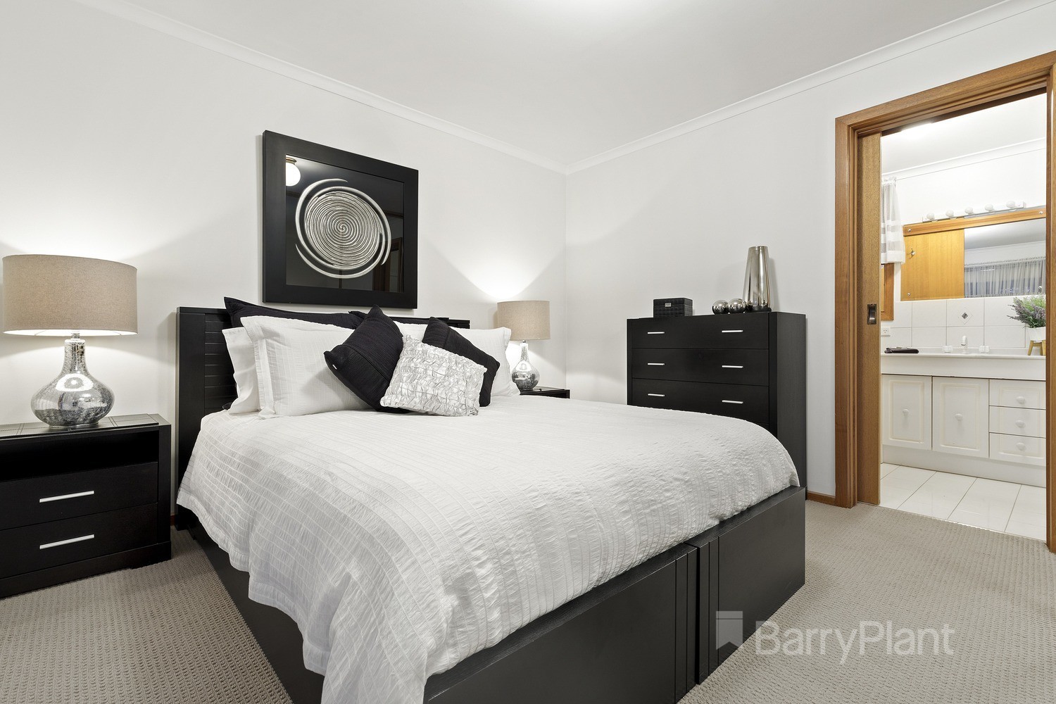 12 Stonehaven CourtWatsonia North, VIC 3087, Watsonia North - Thumbnail 8