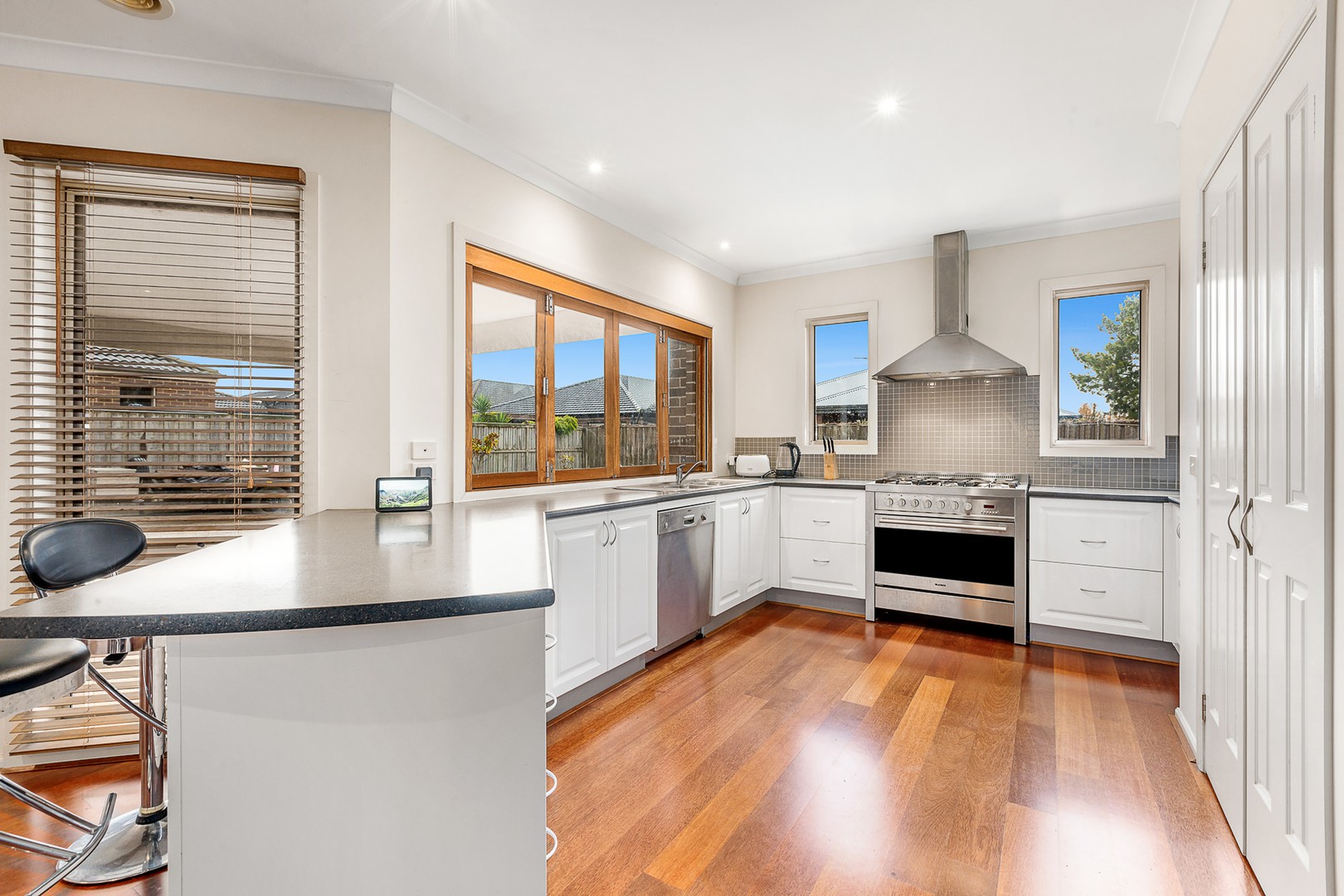 7 Flowerfield CourtBerwick, VIC 3806, Berwick - Thumbnail 3