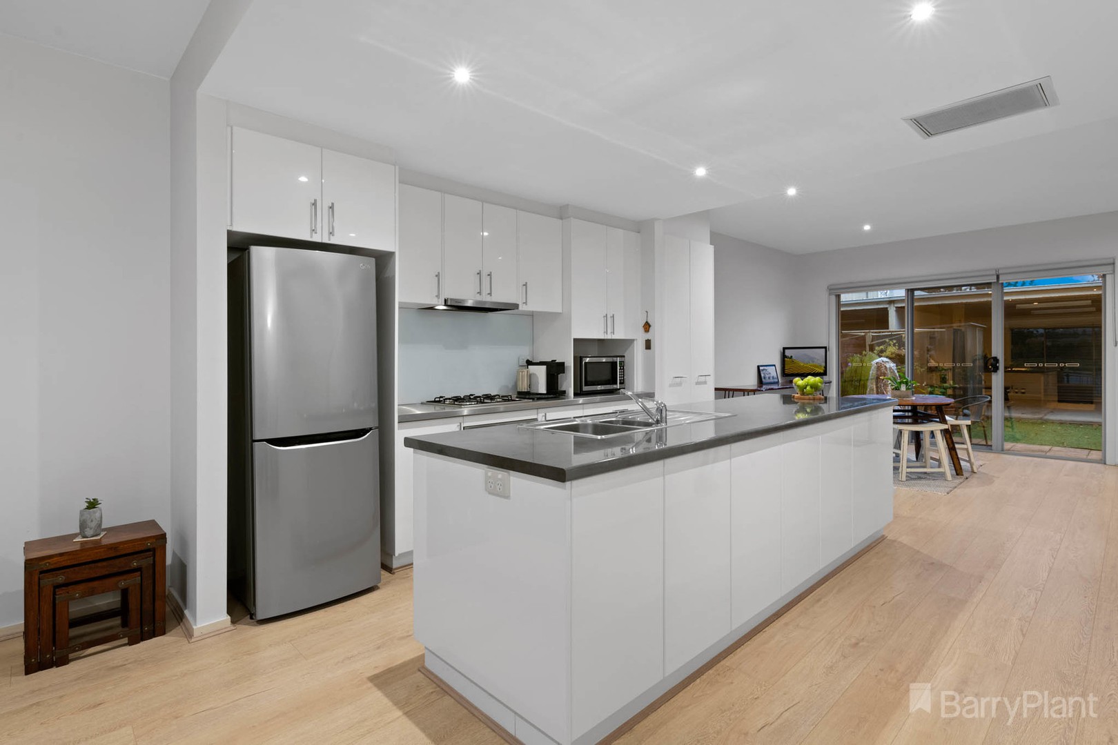 2/2 The EntrancePakenham, VIC 3810, Pakenham - Thumbnail 4