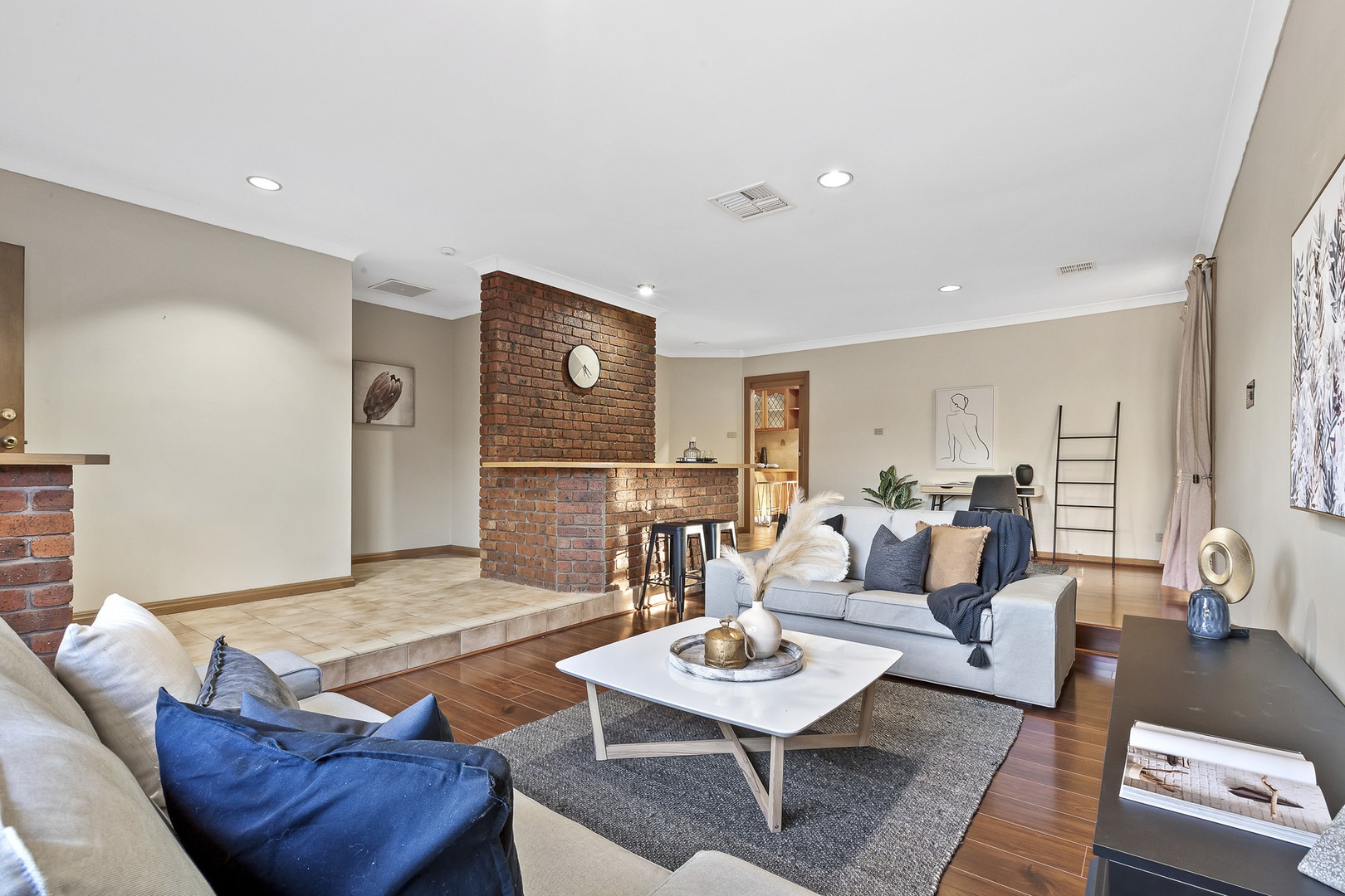 15 Nerida CourtTaylors Lakes, VIC 3038, Taylors Lakes - Thumbnail 3