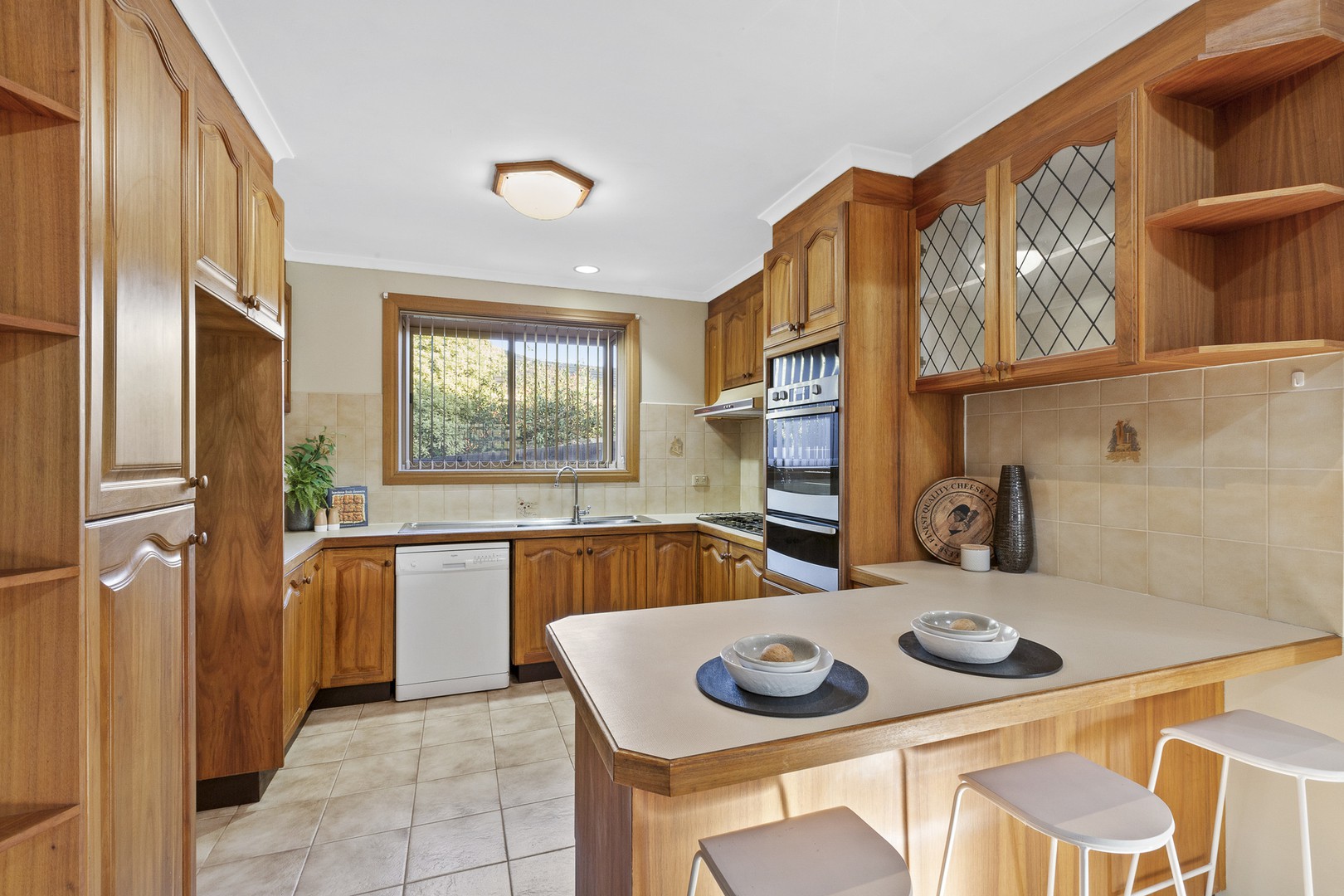15 Nerida CourtTaylors Lakes, VIC 3038, Taylors Lakes - Thumbnail 4