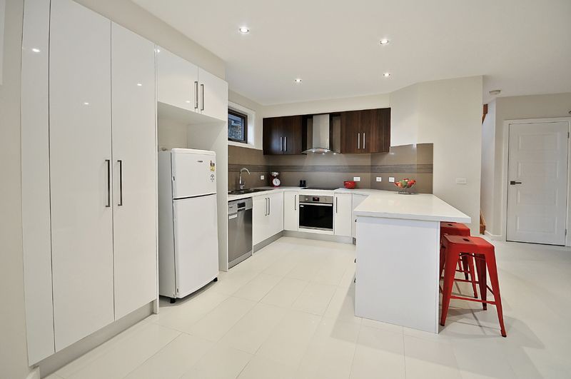 2/14 Treadwell RoadEssendon North, VIC 3041, Essendon North - Thumbnail 4