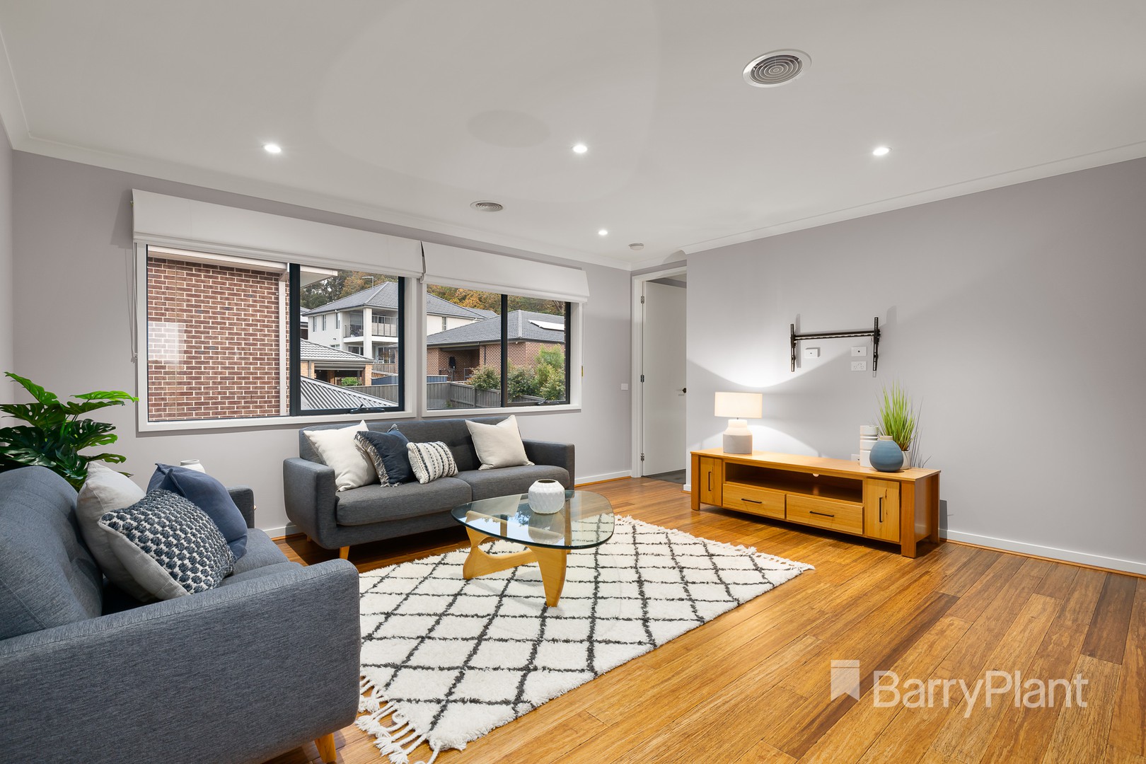 10 Haldane CloseChirnside Park, VIC 3116, Chirnside Park - Thumbnail 6
