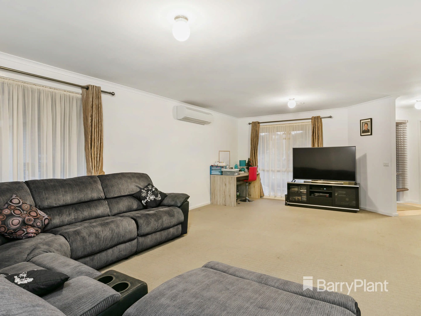 44 Caversham DriveMornington, VIC 3931, Mornington - Thumbnail 2