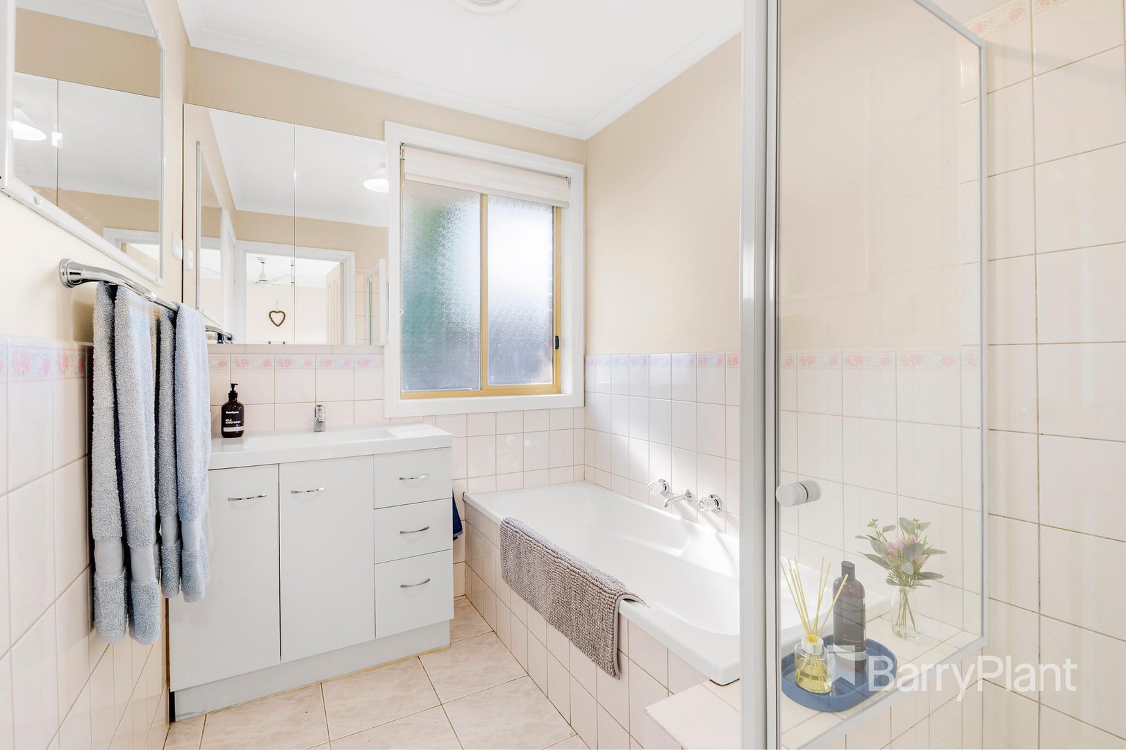 2/2 Pearl CourtMill Park, VIC 3082, Mill Park - Thumbnail 7
