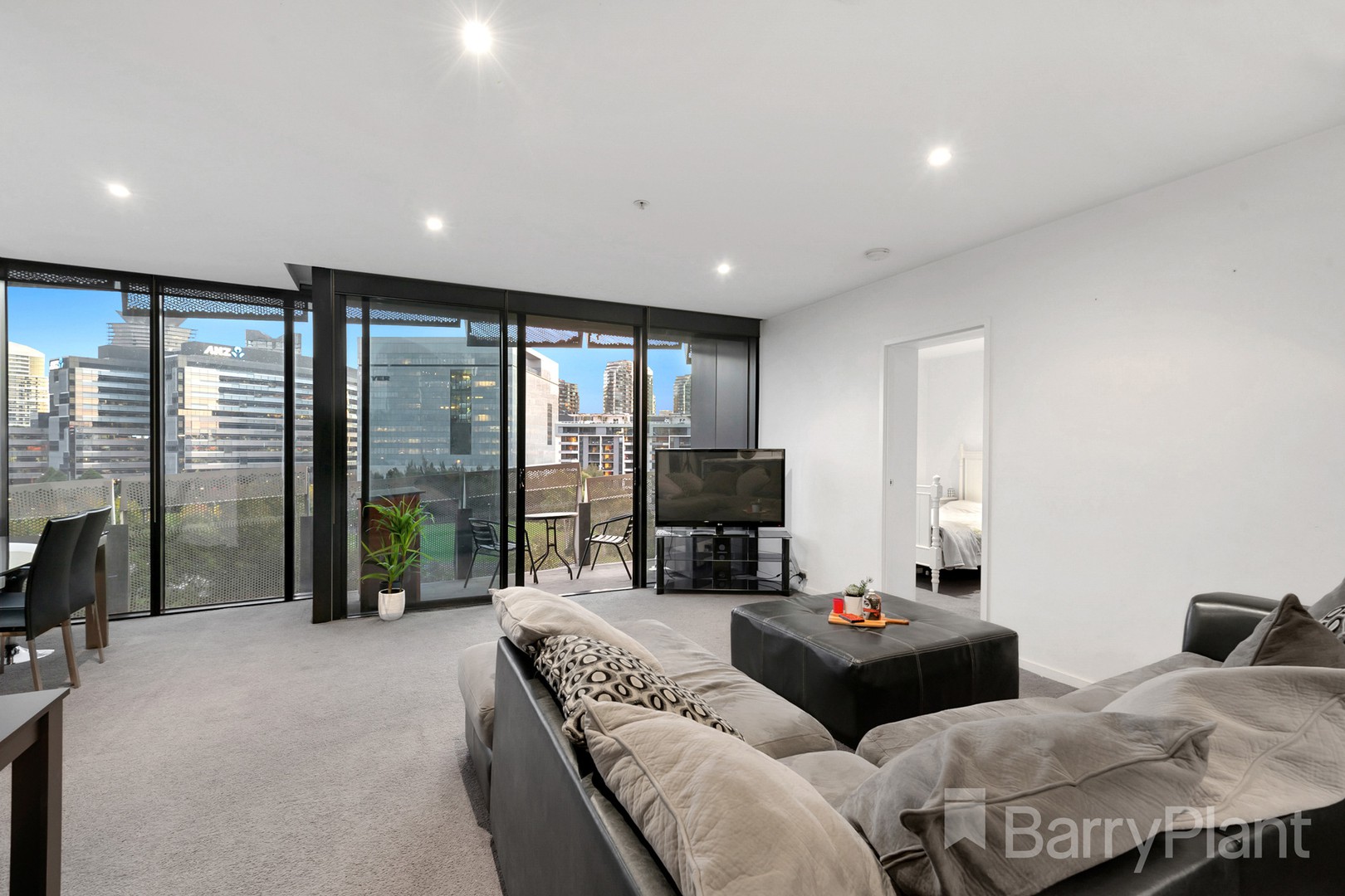 601/8 Waterview WalkDocklands, VIC 3008, Docklands - Thumbnail 5