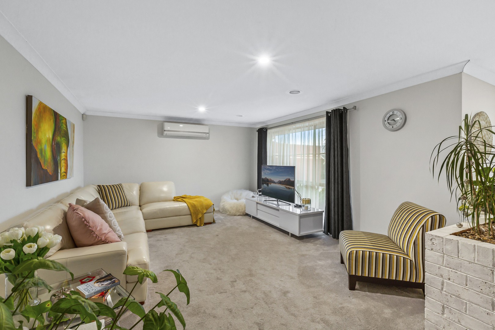8 Joseph DriveHillside, VIC 3037, Hillside - Thumbnail 2