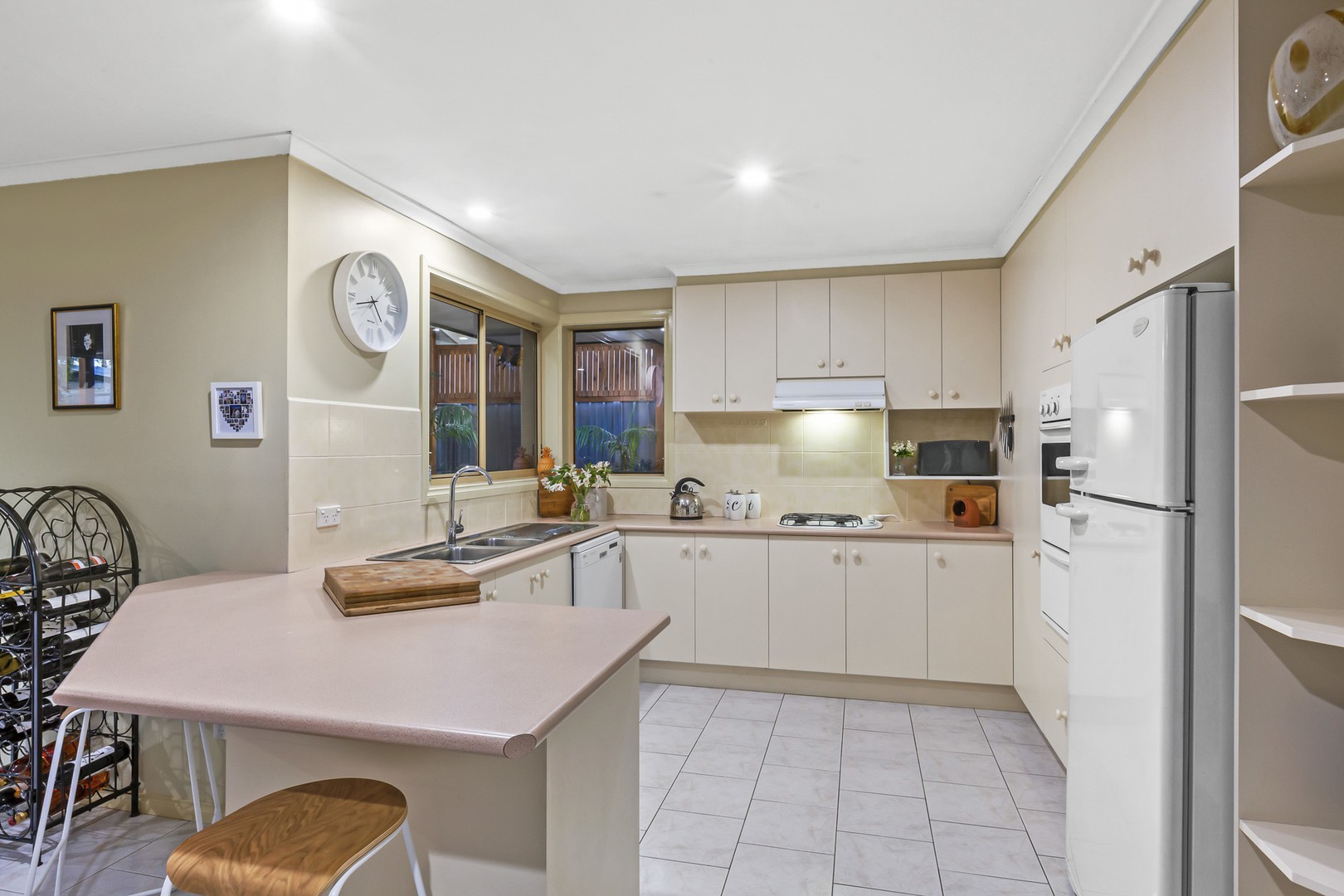 8 Joseph DriveHillside, VIC 3037, Hillside - Thumbnail 4