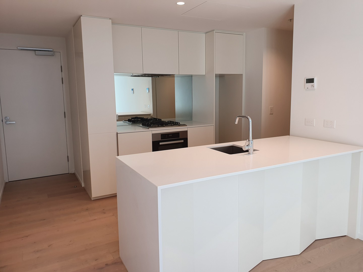 4303W/93-119 Kavanagh  Street, Southbank, VIC 3006 - Thumbnail 1 - 12/06/2020