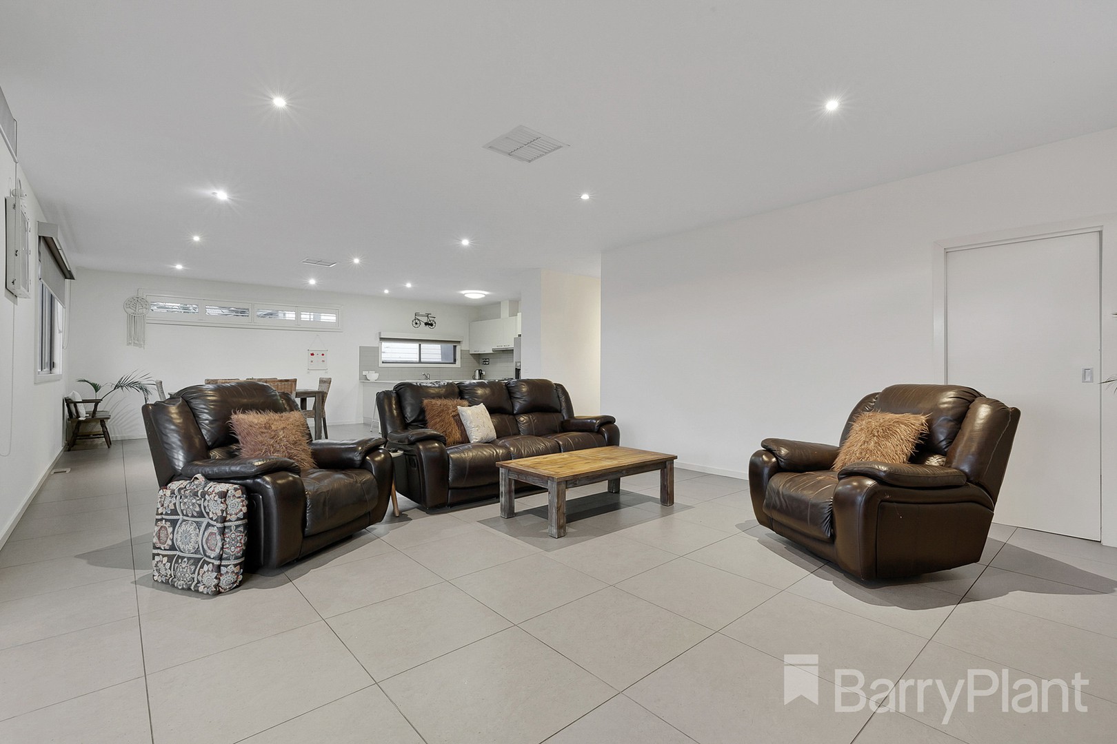 281 Greenwood DriveWatsonia, VIC 3087, Watsonia - Thumbnail 4