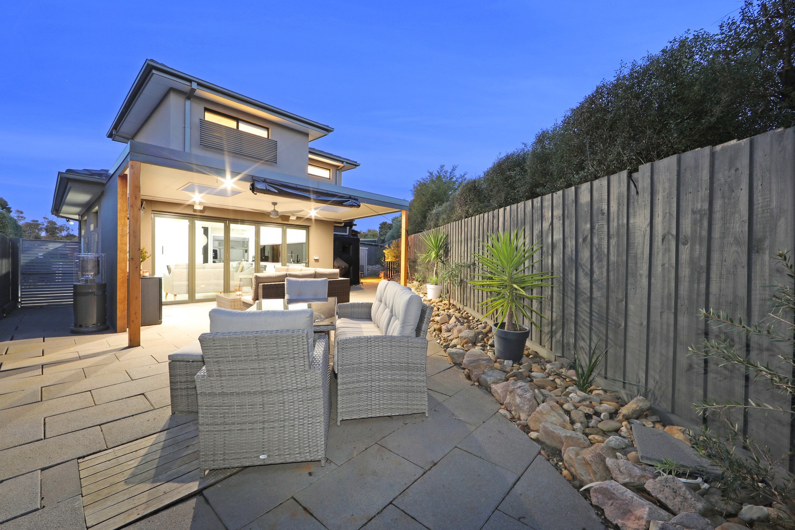 2/7 Eggleton RiseRowville, VIC 3178, Rowville - Thumbnail 2