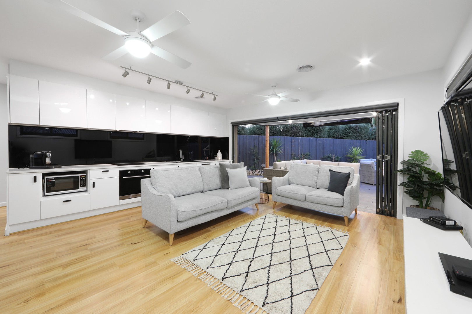 2/7 Eggleton RiseRowville, VIC 3178, Rowville - Thumbnail 3