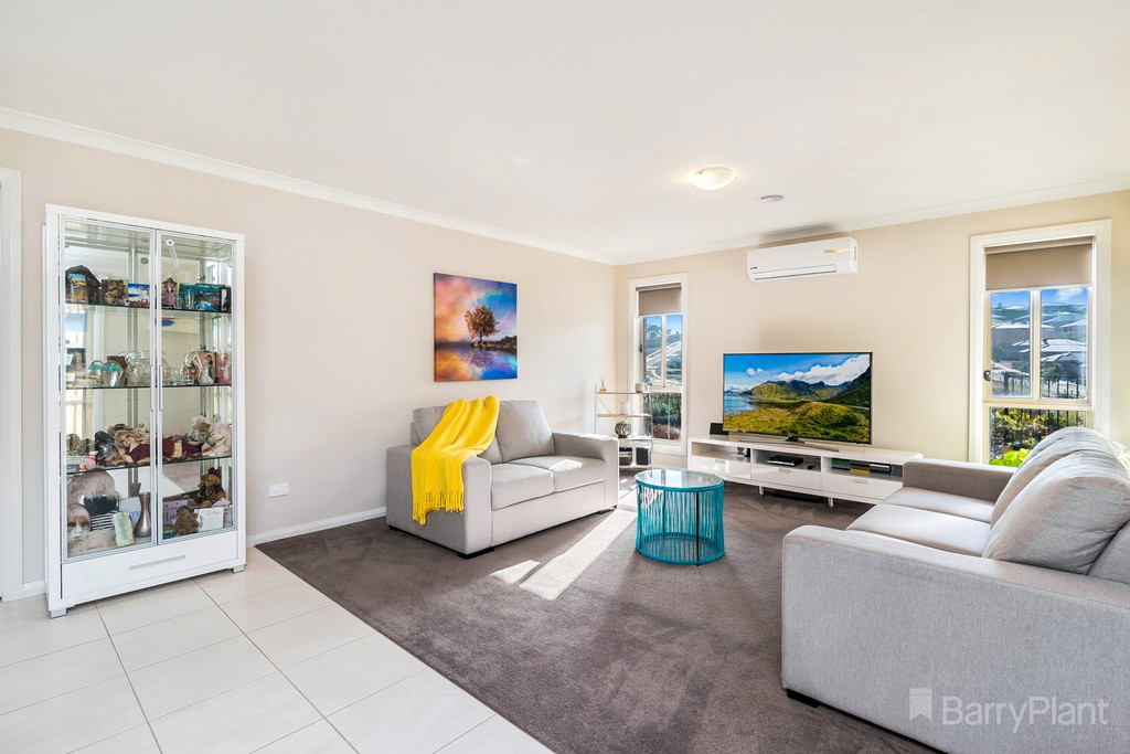 14 Meare StSunbury, VIC 3429, Sunbury - Thumbnail 2