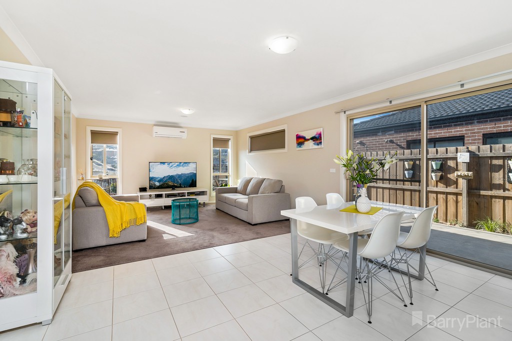 14 Meare StSunbury, VIC 3429, Sunbury - Thumbnail 3