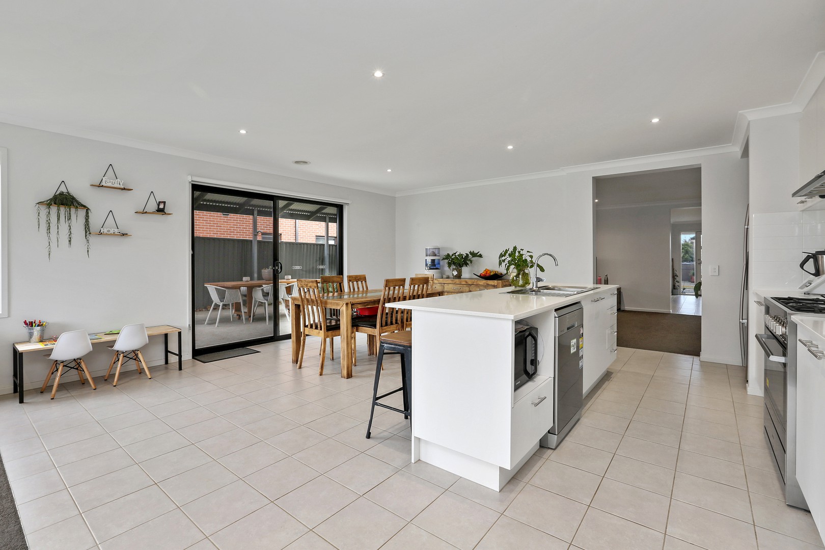 7 Canterbury Road West RoadLara, VIC 3212, Lara - Thumbnail 4
