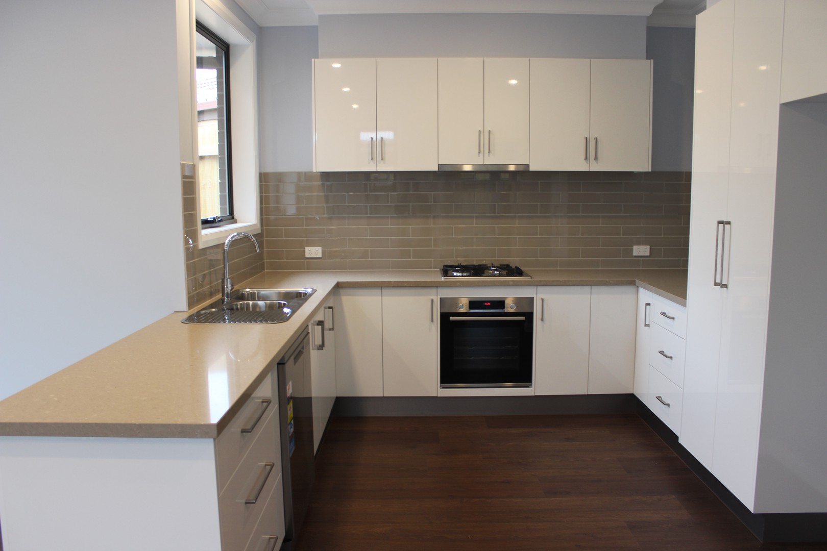27E Pine Crescent, Boronia, VIC 3155 - Thumbnail 1 - 17/06/2020
